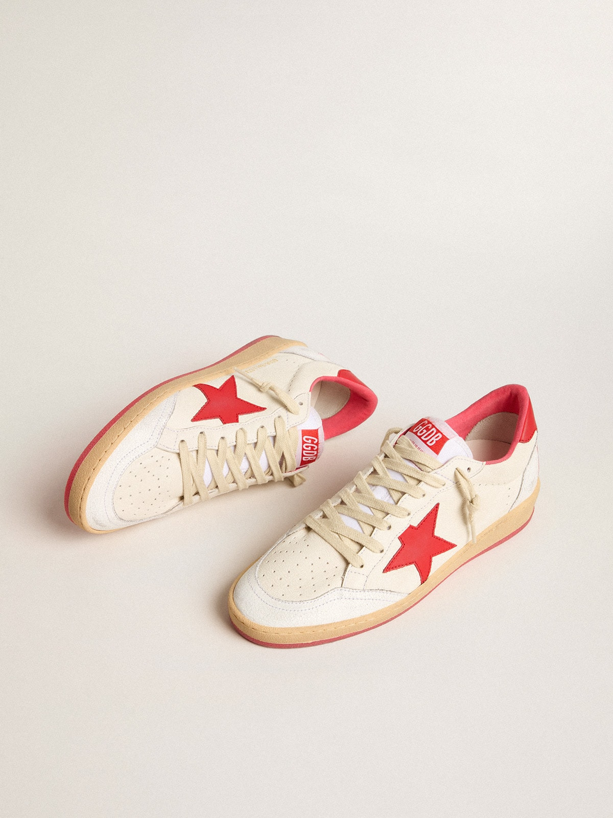 Men’s Ball Star  Wishes in white leather with a red star and heel tab - 4