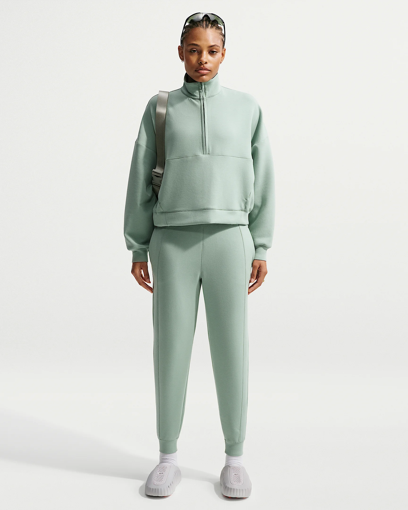 Nike 24.7 ImpossiblySoft Women's Dri-FIT Mid-Rise Joggers - 1