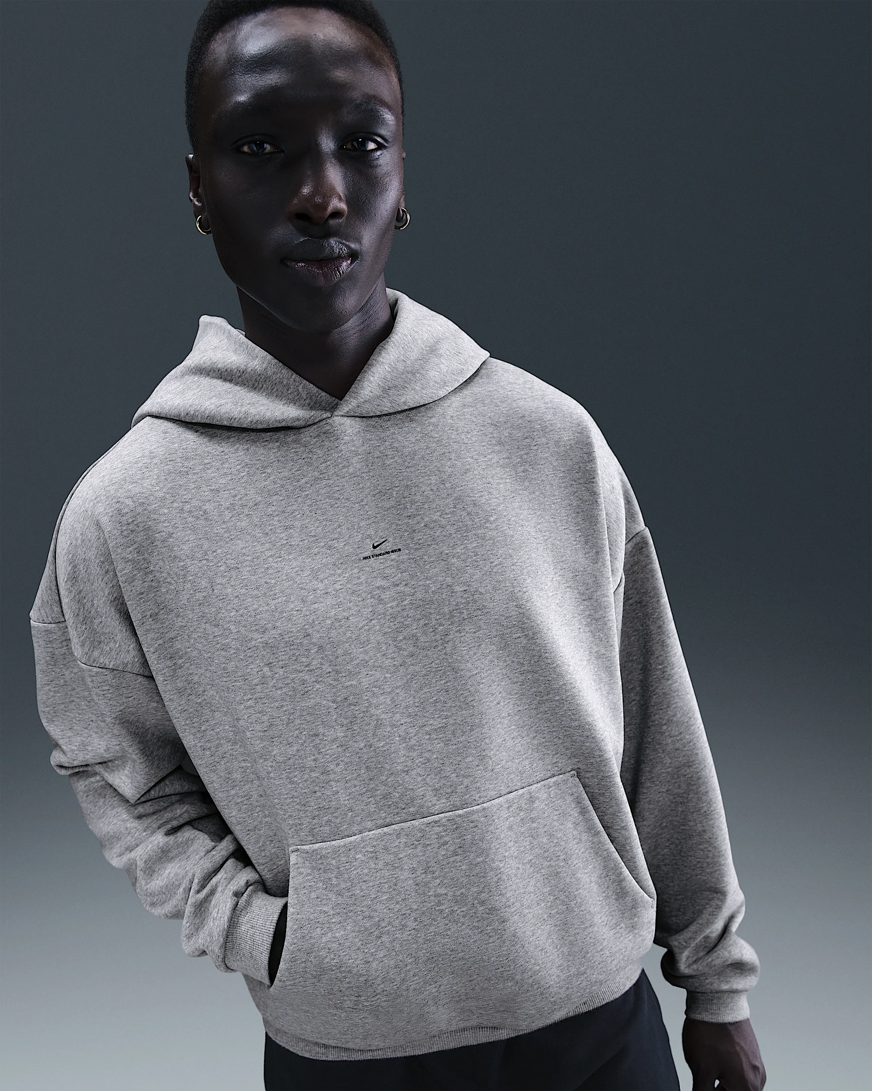 Nike Standard Issue Men's Therma-FIT Brushed Basketball Pullover Hoodie - 1