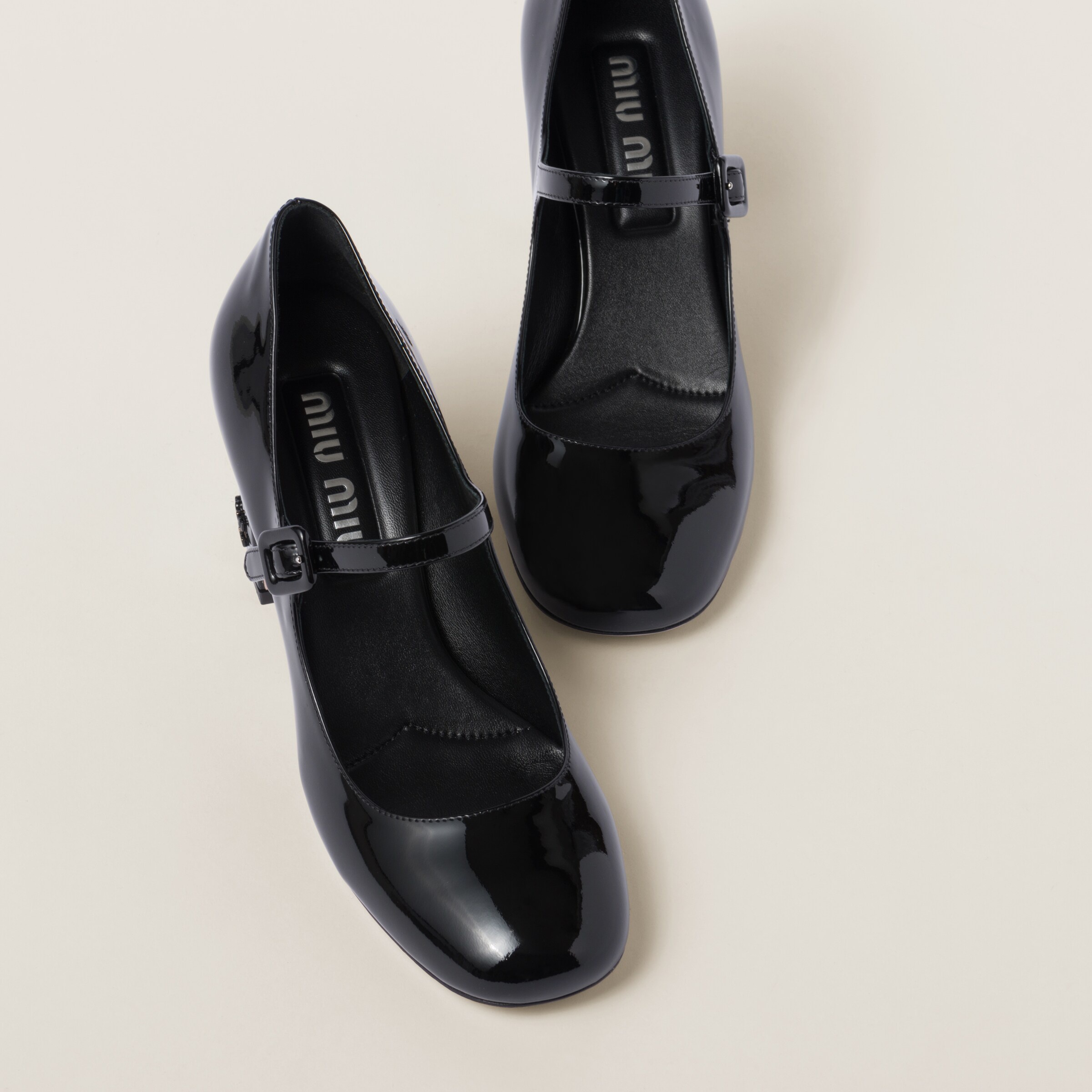 Patent leather pumps - 3