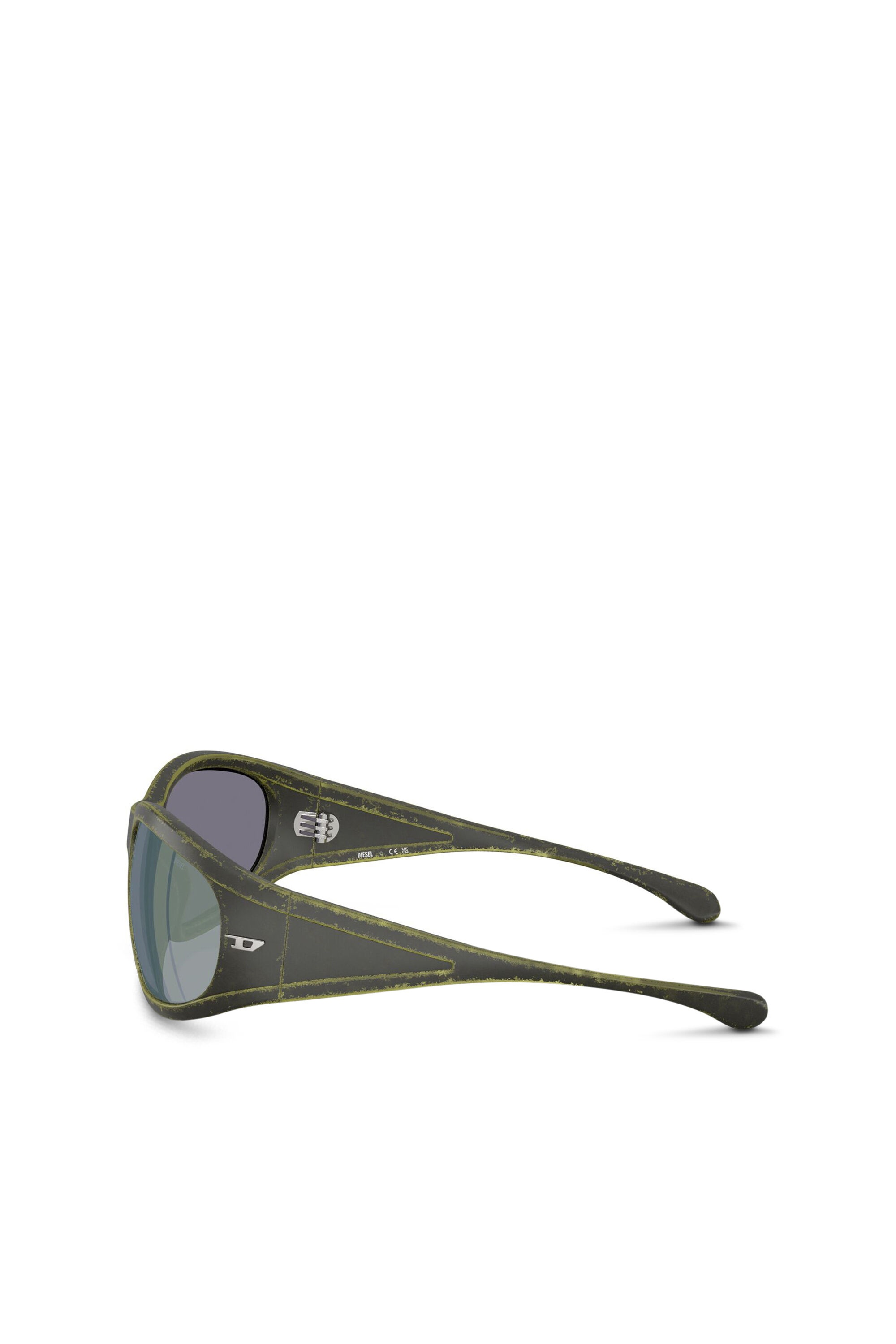 0DL3002 - 2