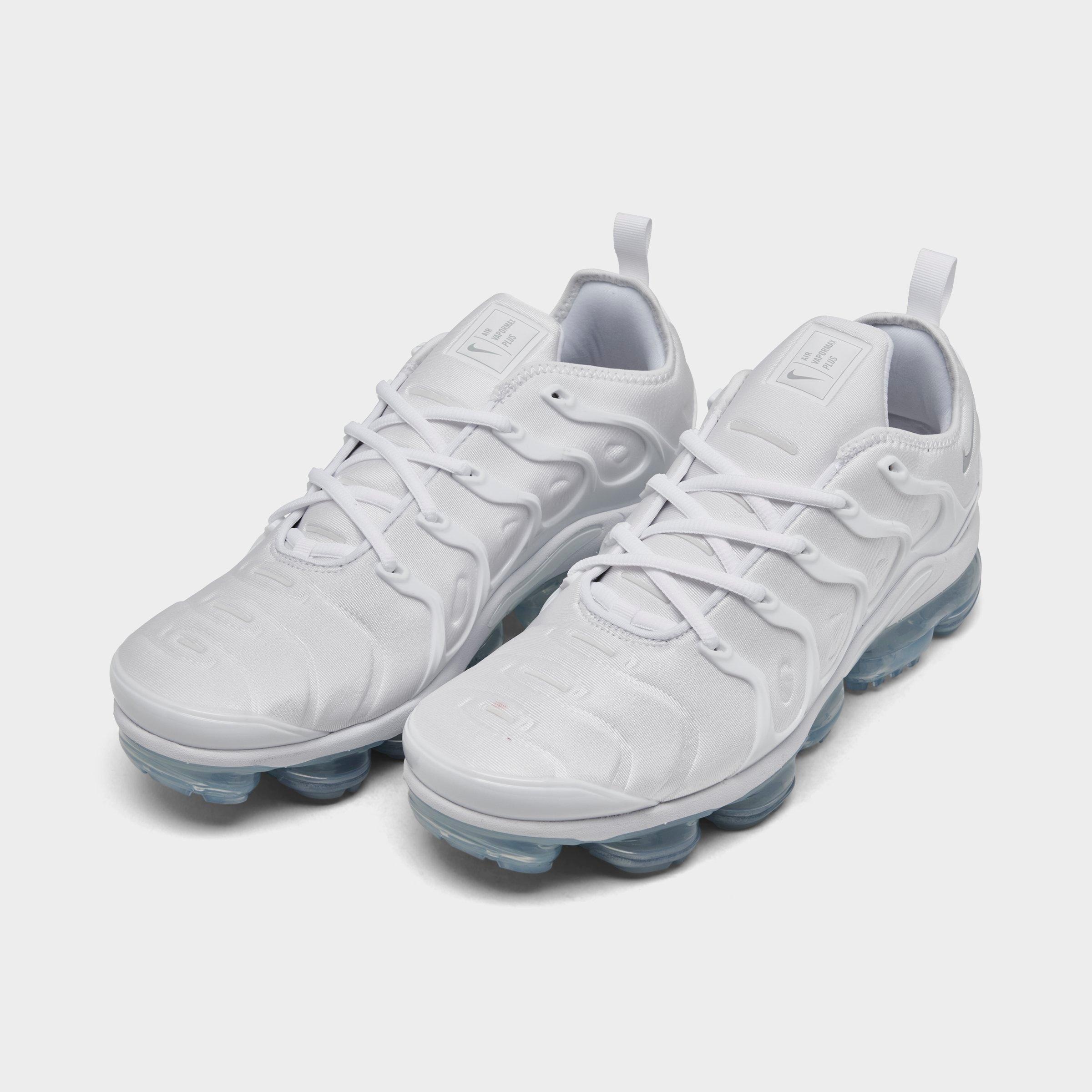 MEN'S NIKE AIR VAPORMAX PLUS RUNNING SHOES - 2