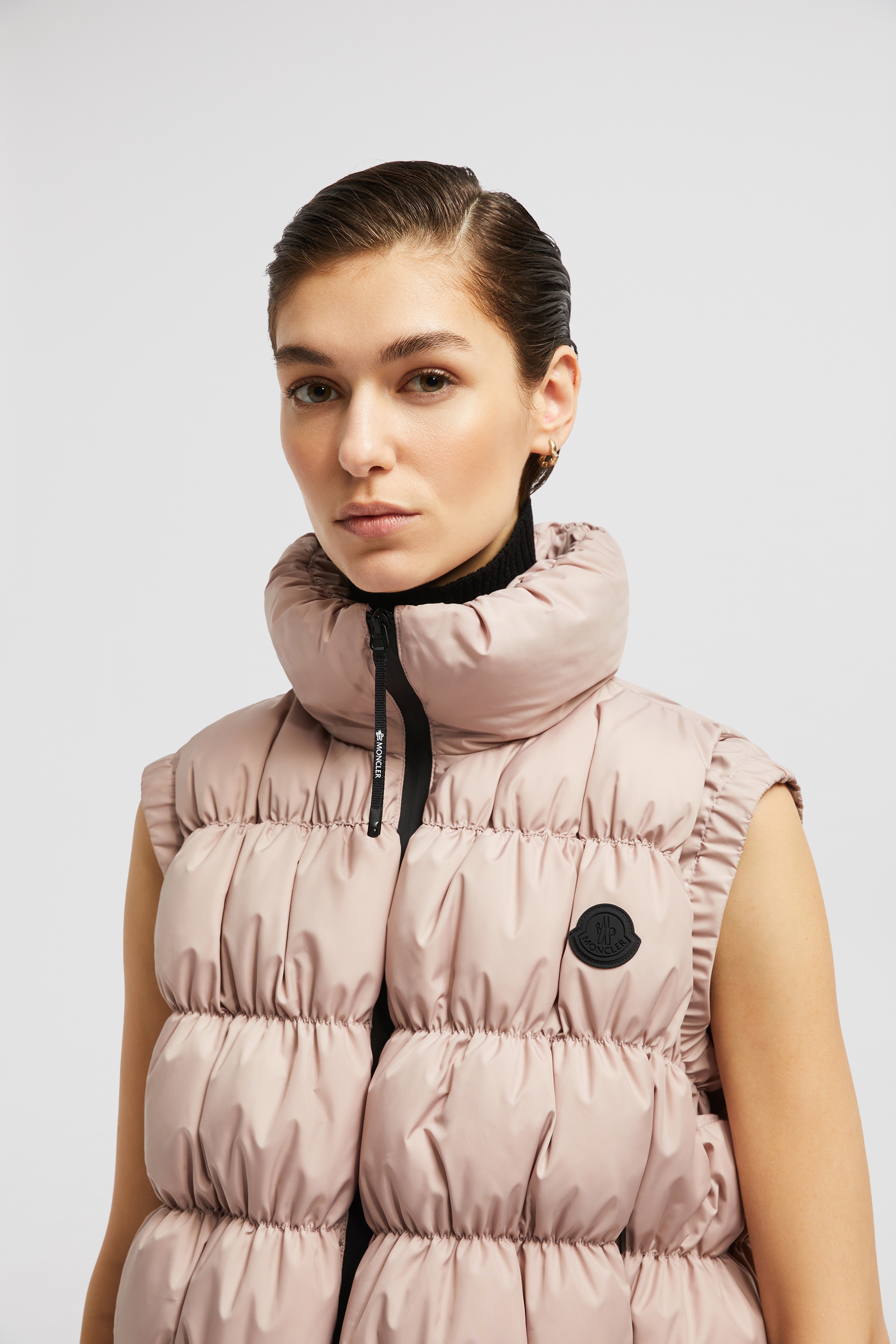 Apriate Down Vest - 4