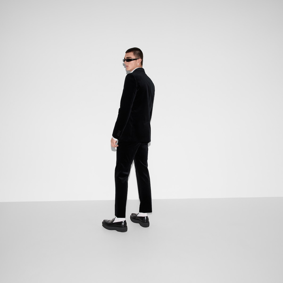 Stretch velvet tuxedo - 4