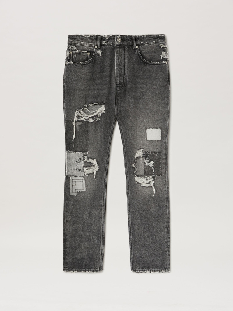 Destroyed Jeans 1