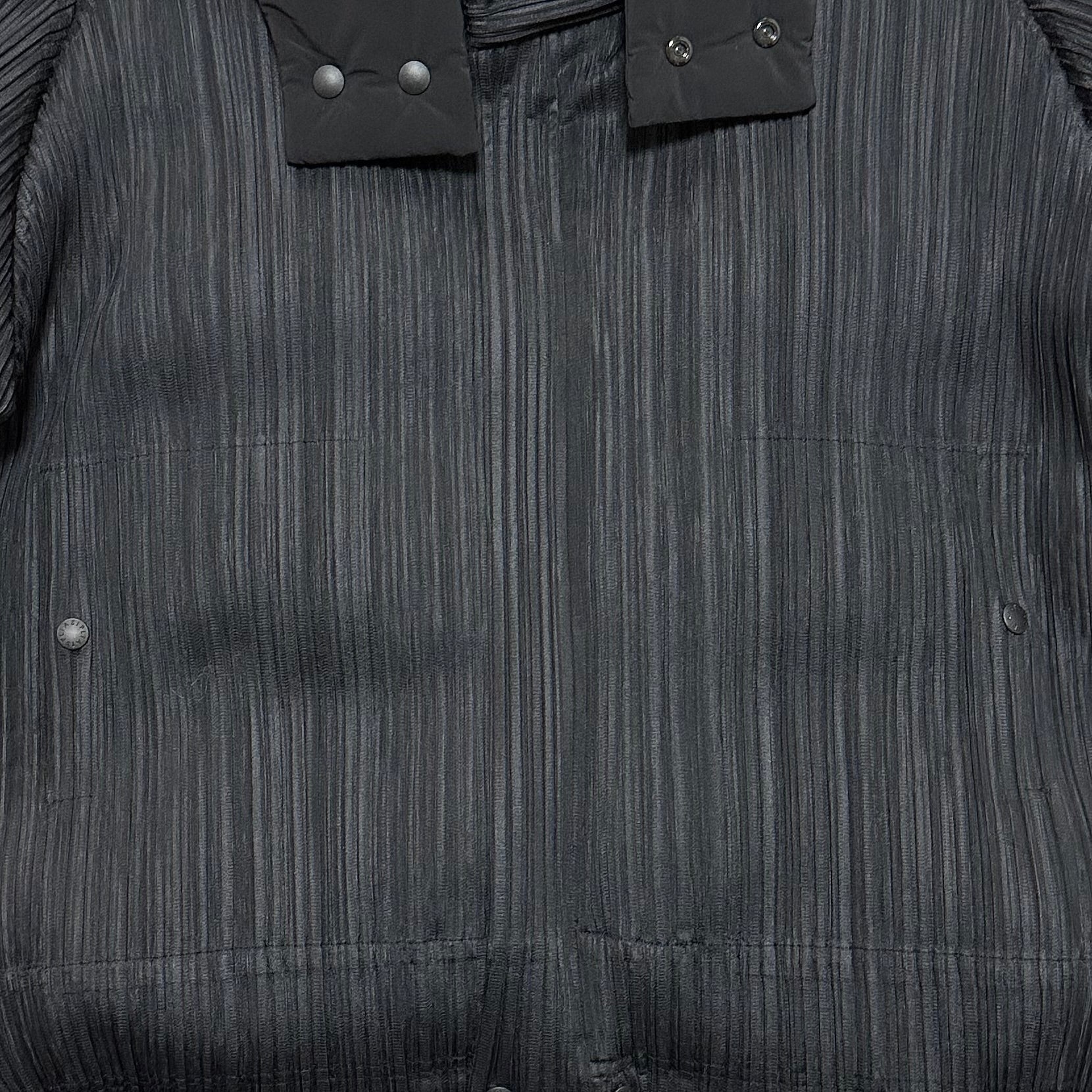 PLEATS PLEASE ISSEY MIYAKE Fall Winter 2019 Reversible Down Plisse Jacket - 5
