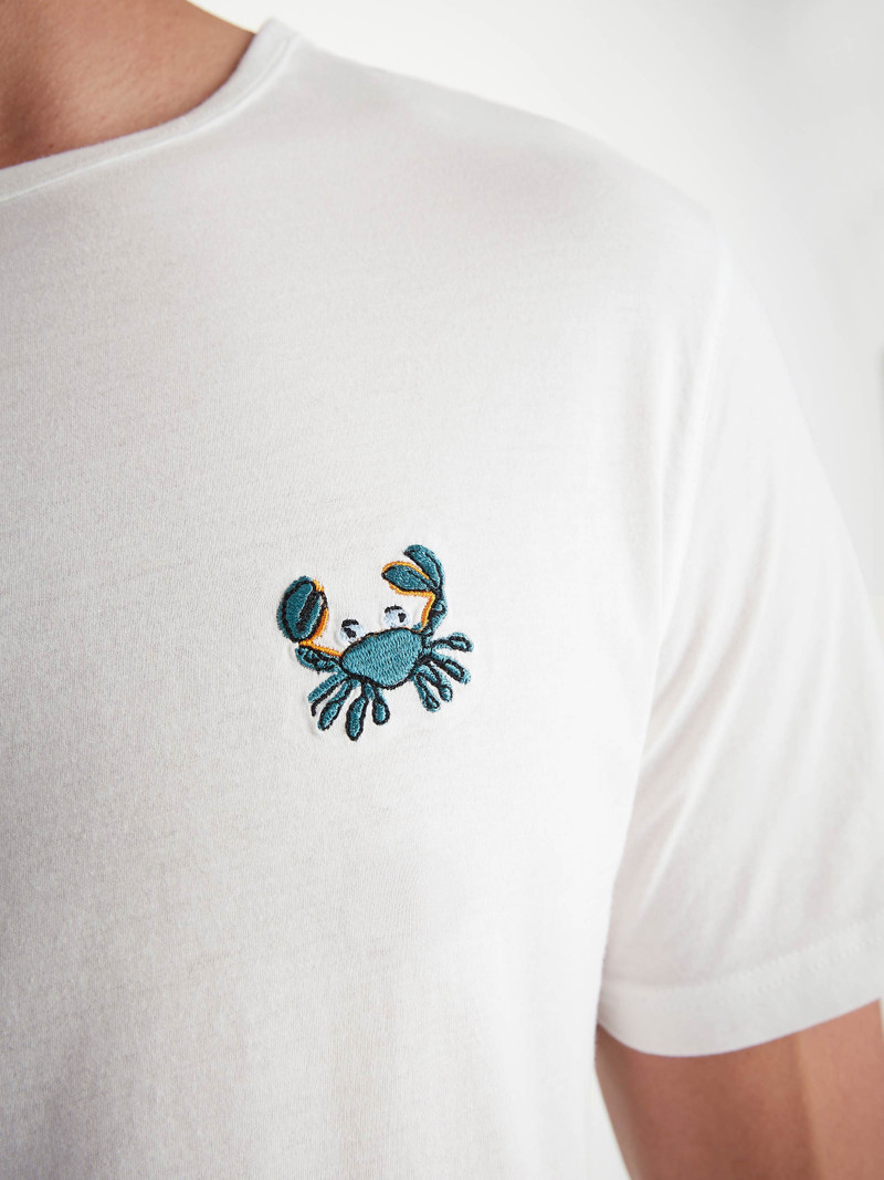 Men's T-Shirt Pima Cotton White Embroidered Rory Crab 1