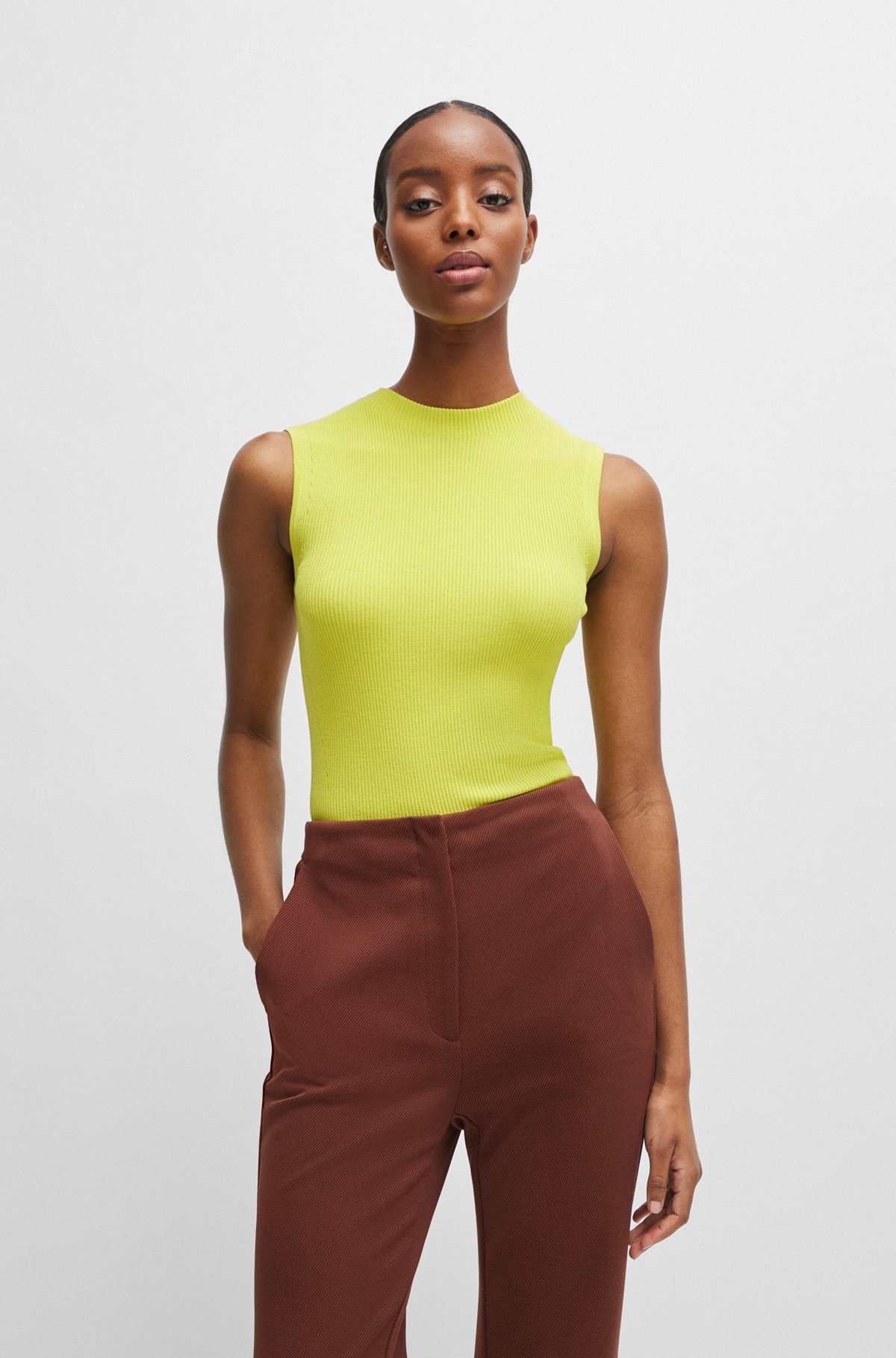 SLEEVELESS MOCK-NECK TOP IN RIBBED FABRIC - 2