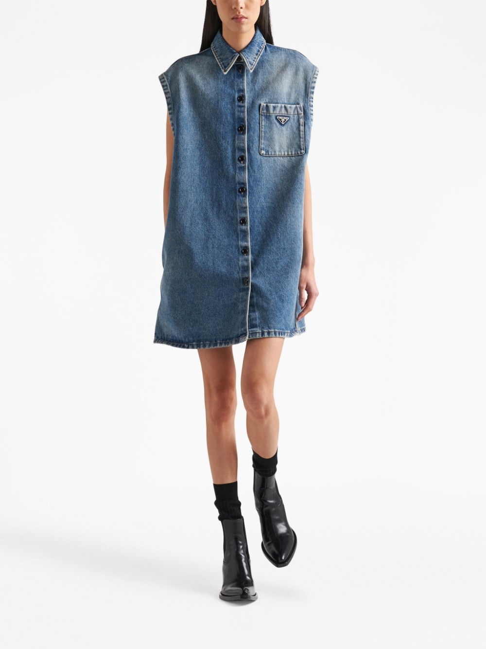 logo-plaque sleeveless denim dress - 2