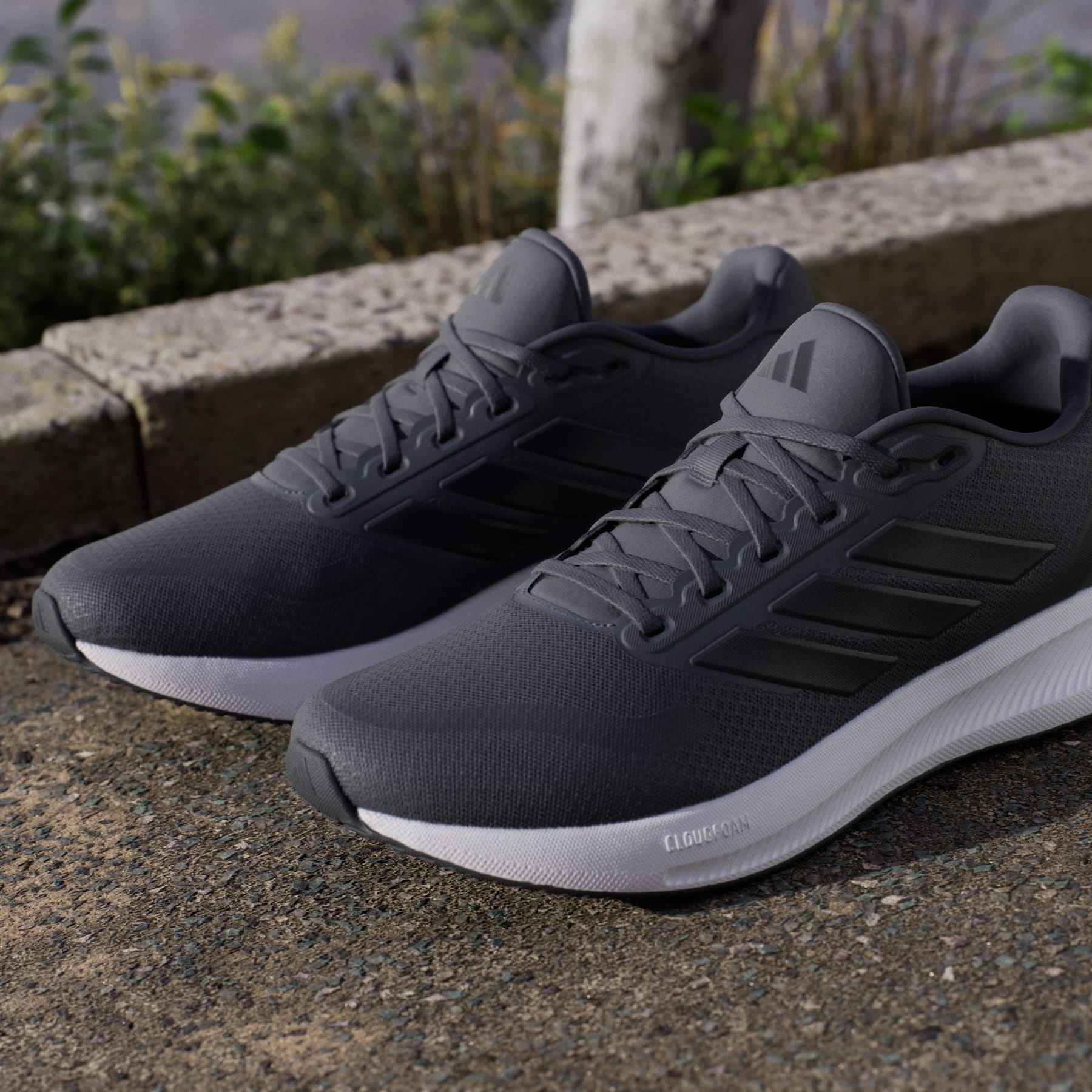 Adidas RunFalcon‎ 5 Running Shoes Men\'s Size 13 Gray Black Sneakers IE8819 adidas Runfalcon 5 Running Shoes | REVERSIBLE main image 3