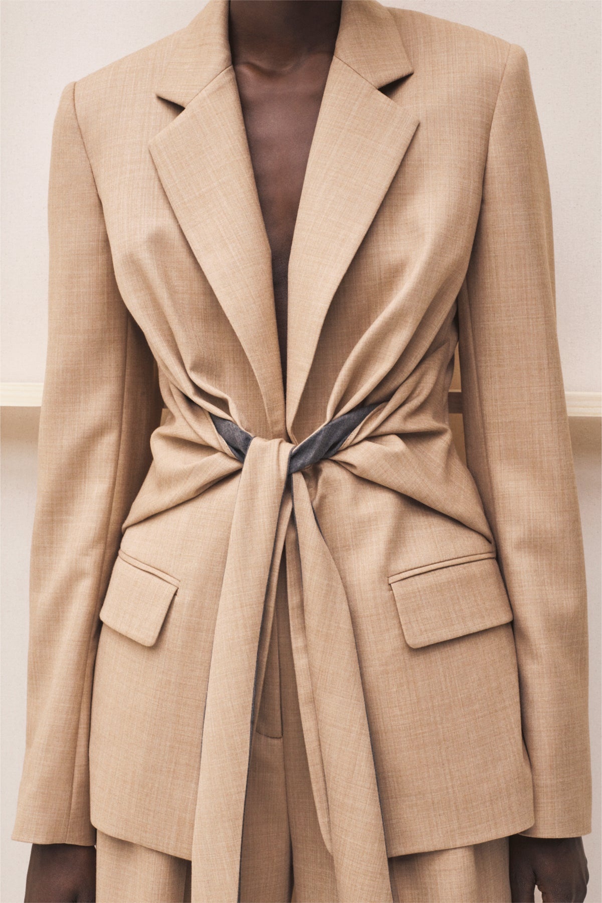 Grant Knotted Blazer in Virgin Wool - 2
