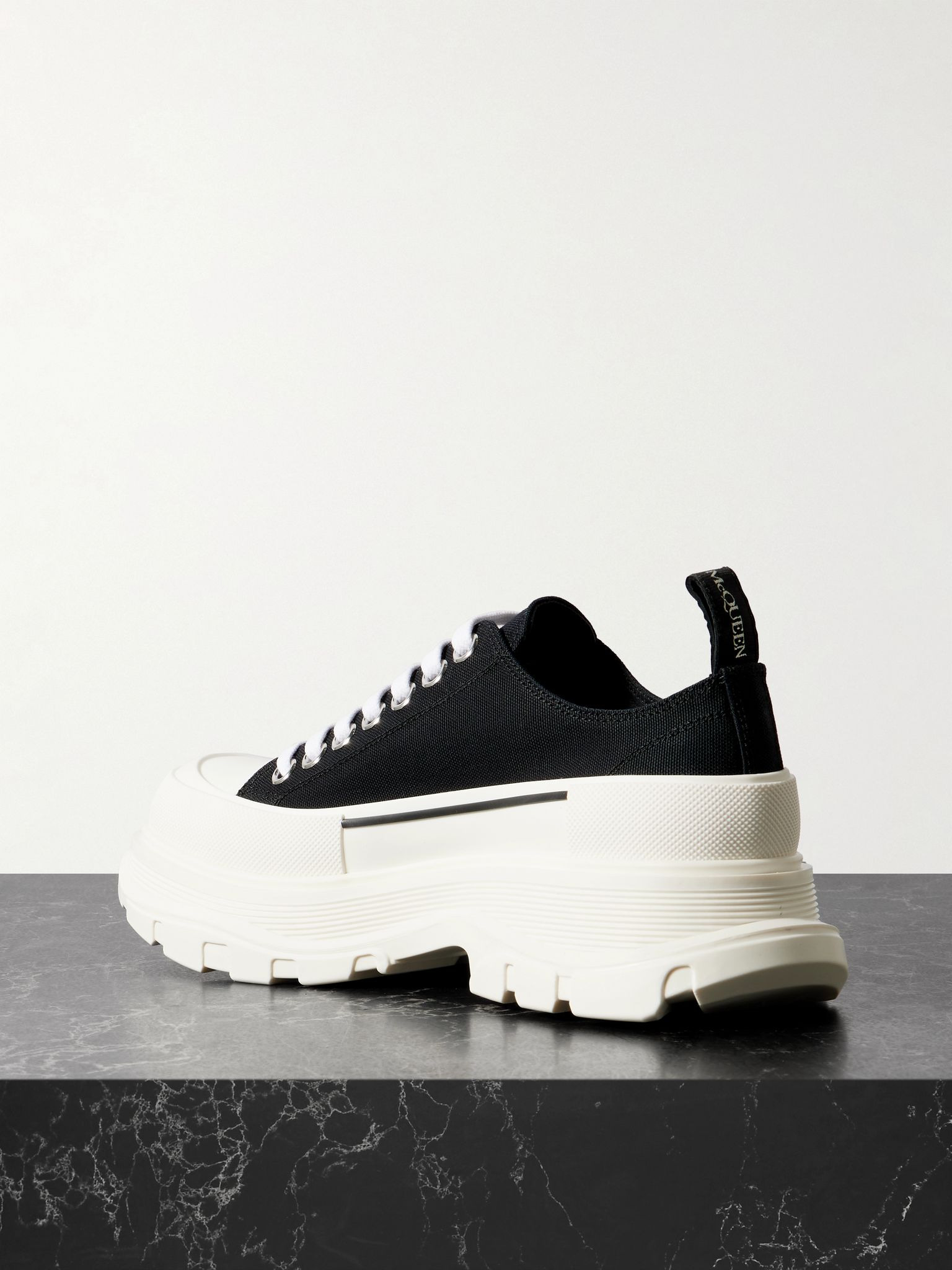 Tread Slick canvas exaggerated-sole sneakers Black - 3