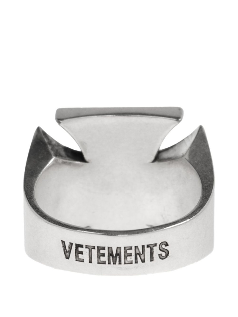 cross signet ring 5