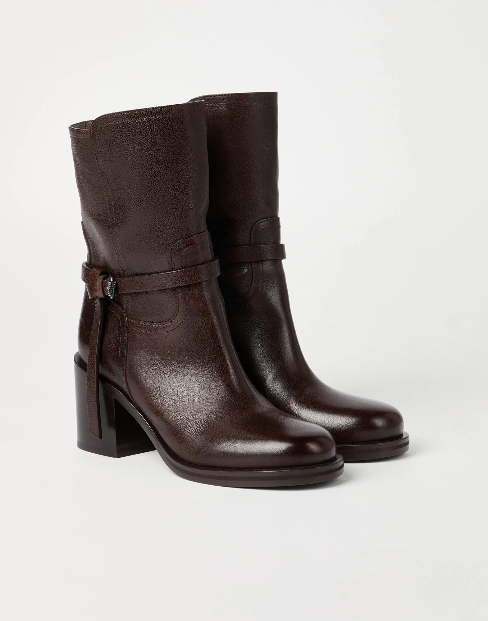 Classic leather ankle boots with monili - 1