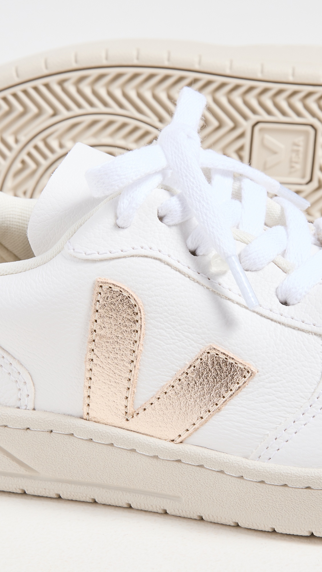 V-10 Sneakers - 4