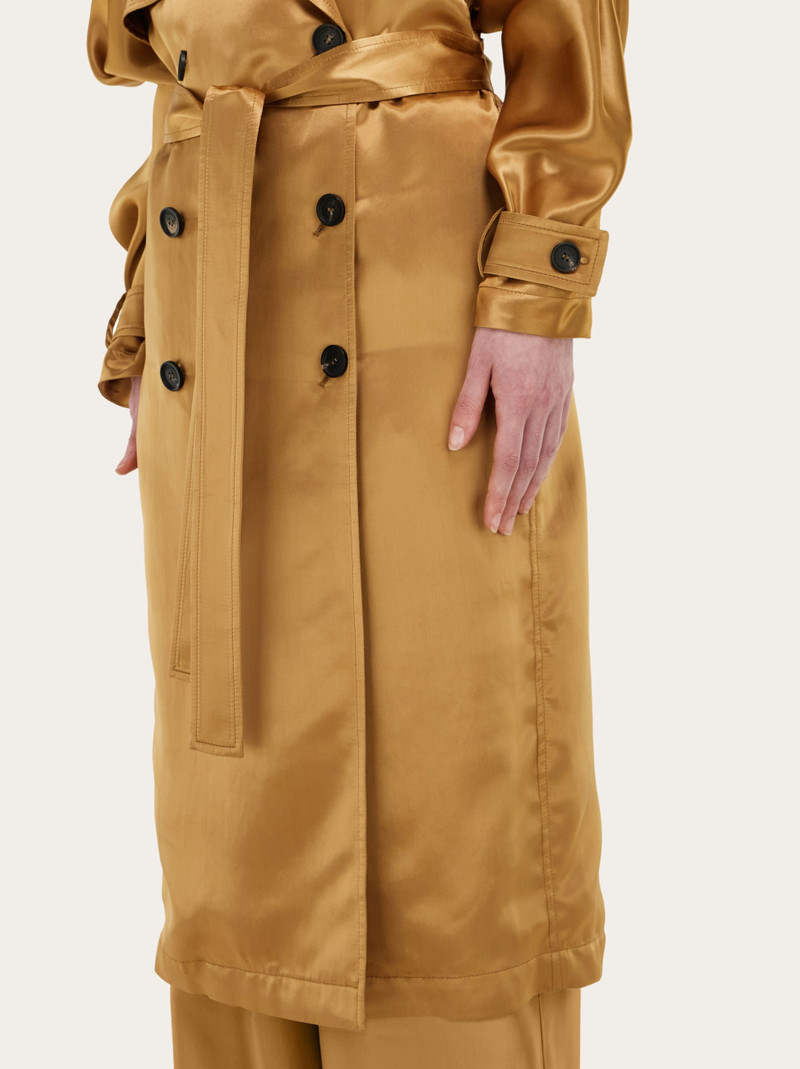 Satin trench 5