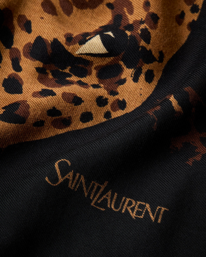 LEOPARD STOLE IN WOOL TWILL 3