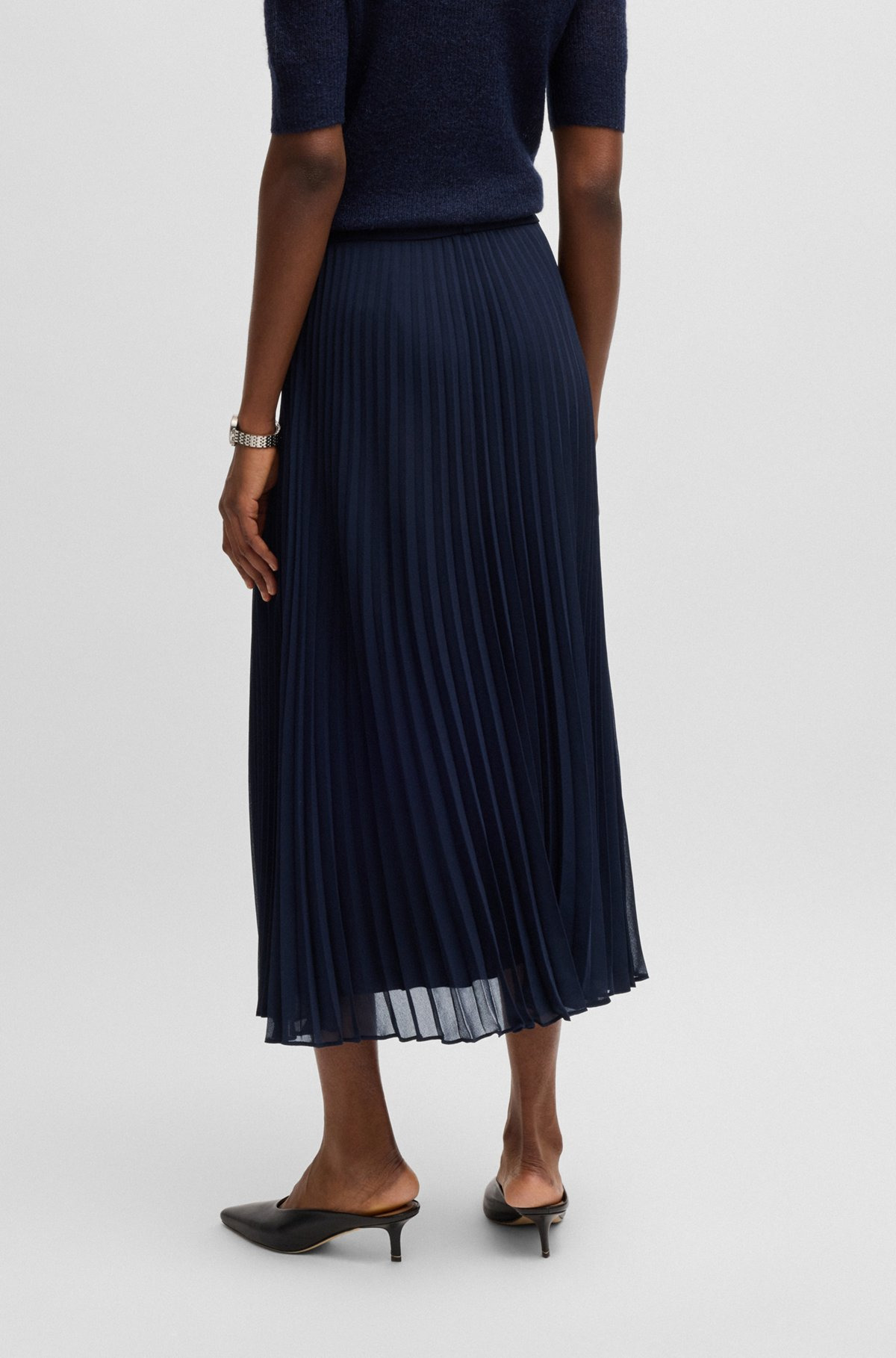 BELTED SKIRT IN PLISSÉ CREPE - 4