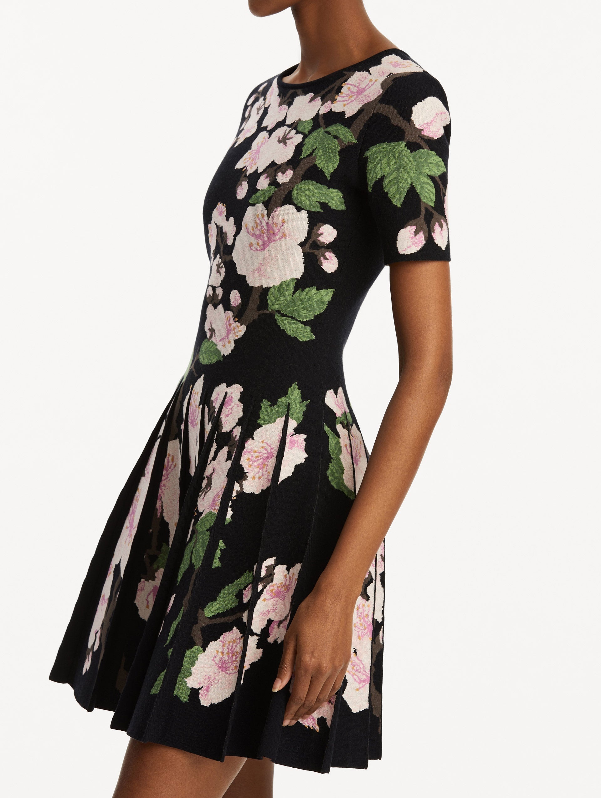CHERRY BLOSSOM PLEATED JACQUARD DRESS - 5
