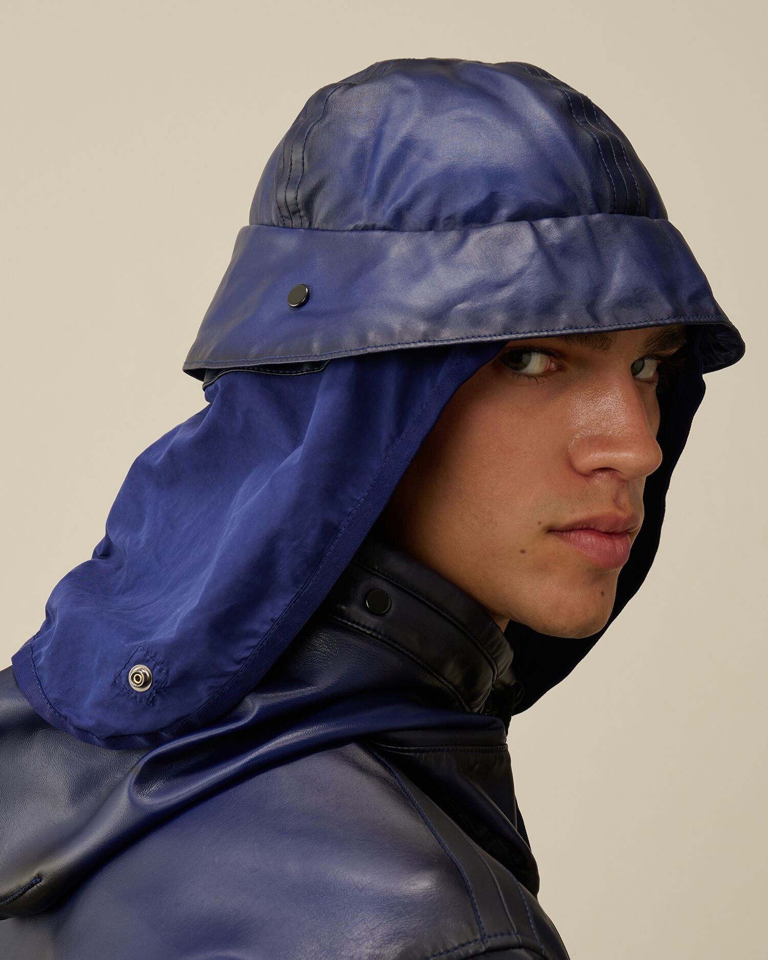 Bi-Film Neck Flap Bucket Hat - 3