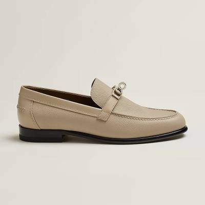 Hermès Destin loafer outlook
