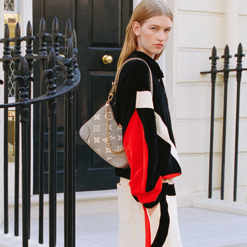 Louis Vuitton Boulogne outlook