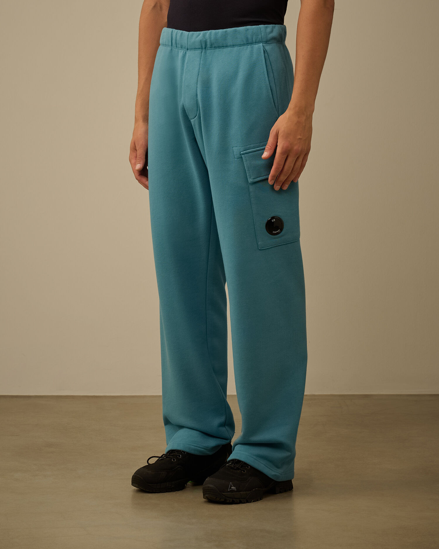 Diagonal Raised Fleece Cargo Lens Sweatpants - 3
