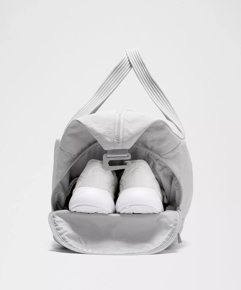 3-in-1 Gym Duffle Bag 30L 6