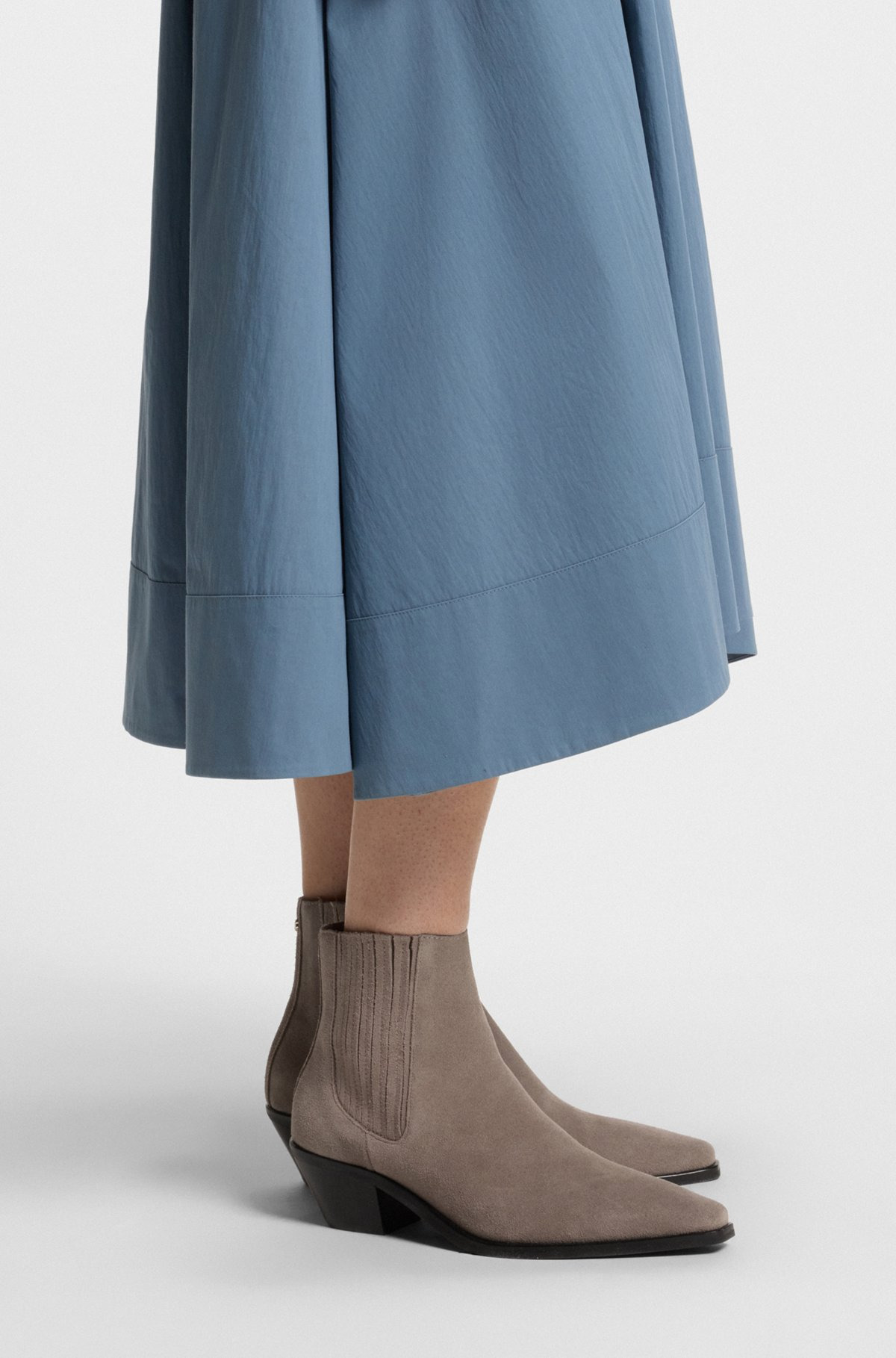 ANKLE BOOTS IN SUEDE WITH CUBAN HEEL - 4