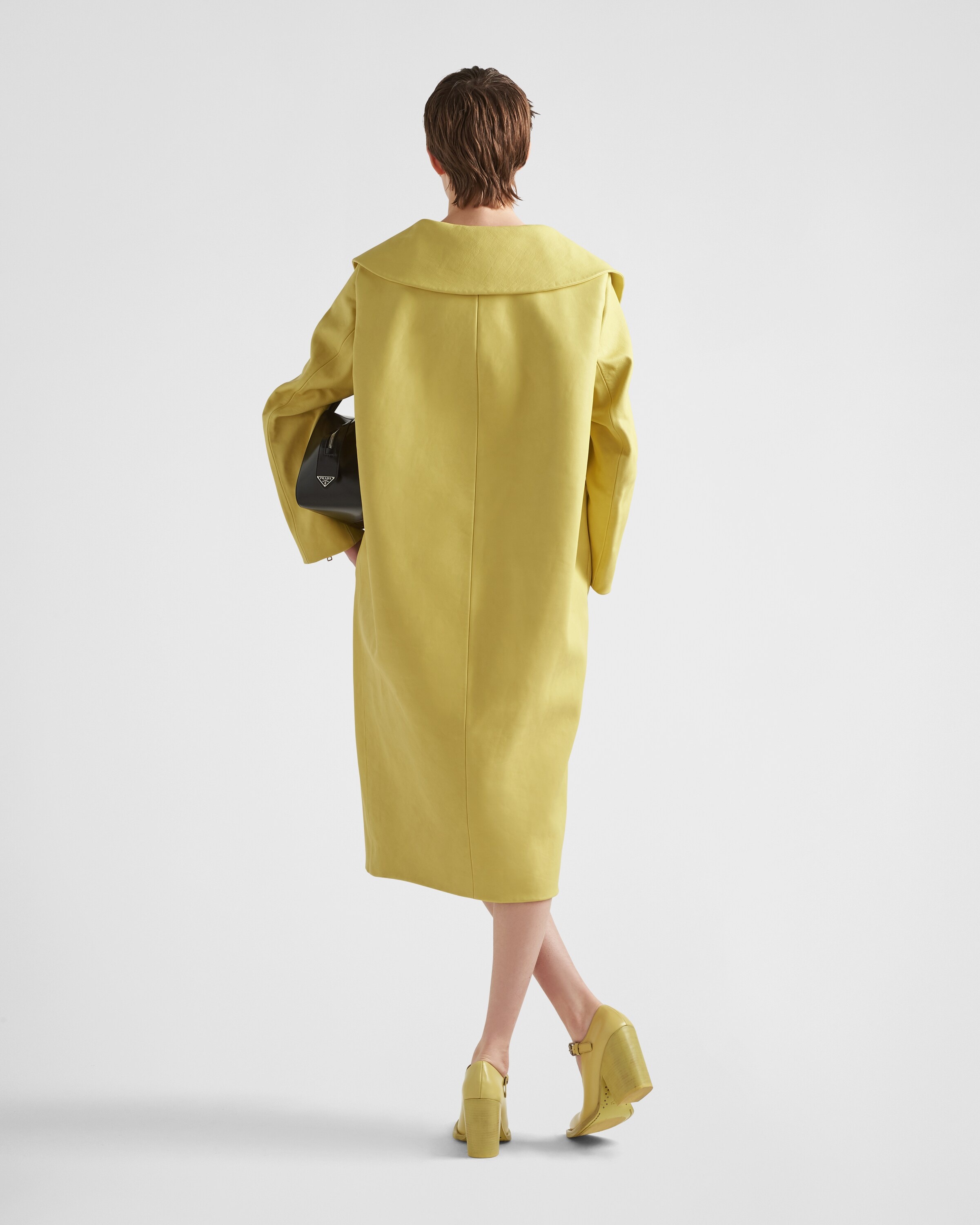 Leather coat with wide collar - 5