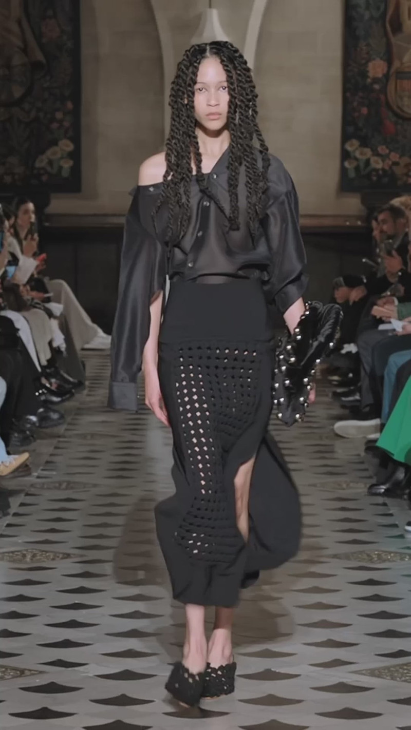 REGINA WEAVED MULE BLACK 11