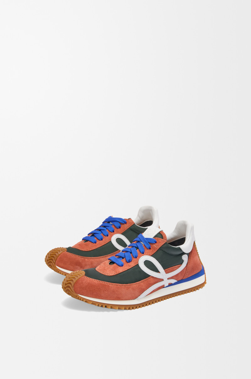Loewe Flow Runner 2.0 in nylon and suede outlook
