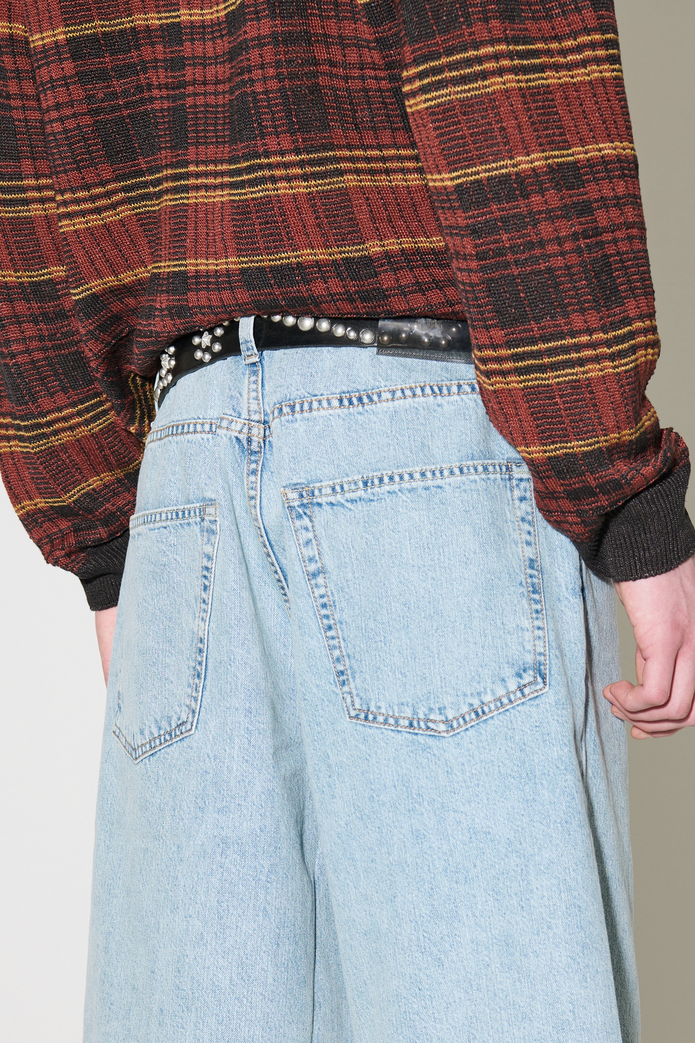 Capri Cut Rider Wash Denim - 5