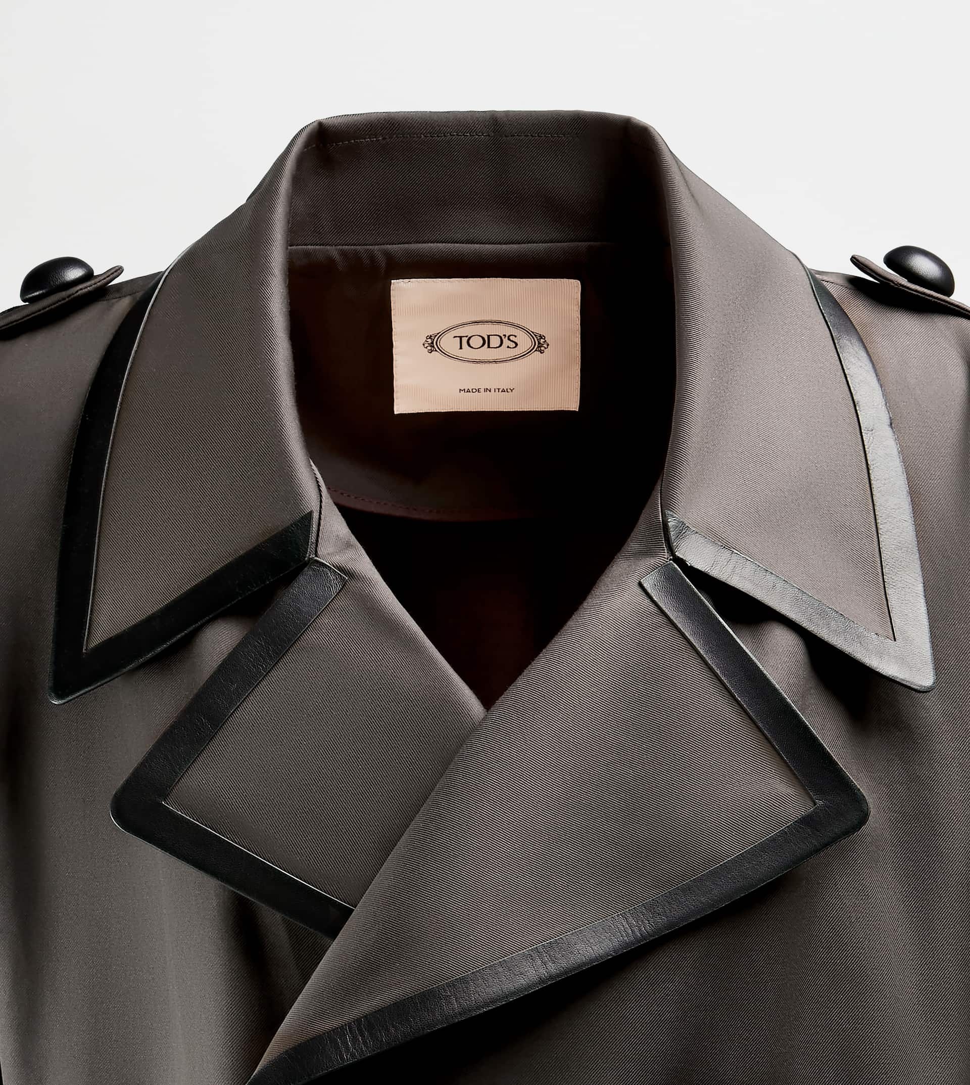 TRENCH COAT WITH LEATHER INSERTS - GREEN - 9
