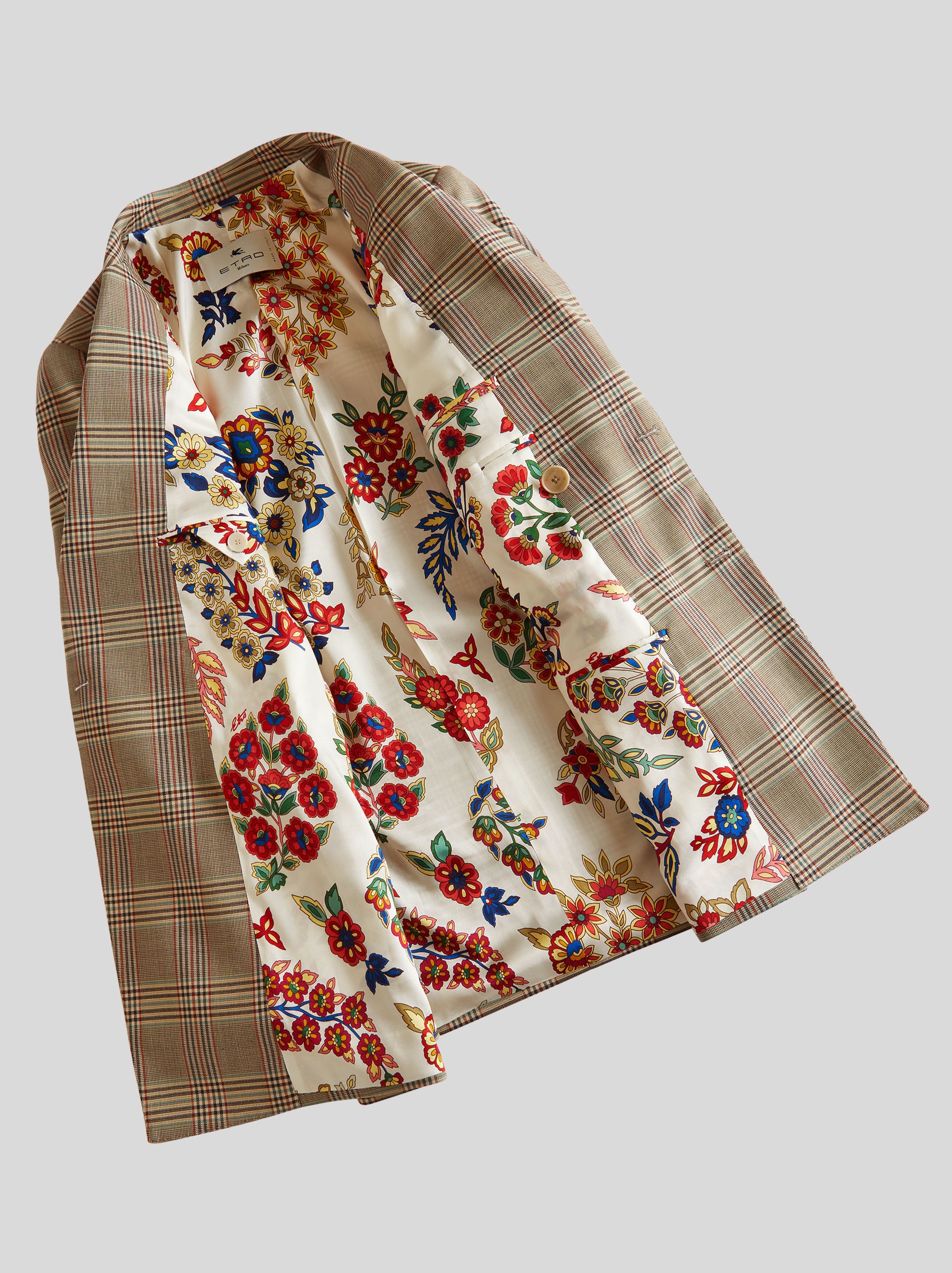 DOUBLE-BREASTED PRINCE OF WALES JACKET - 6