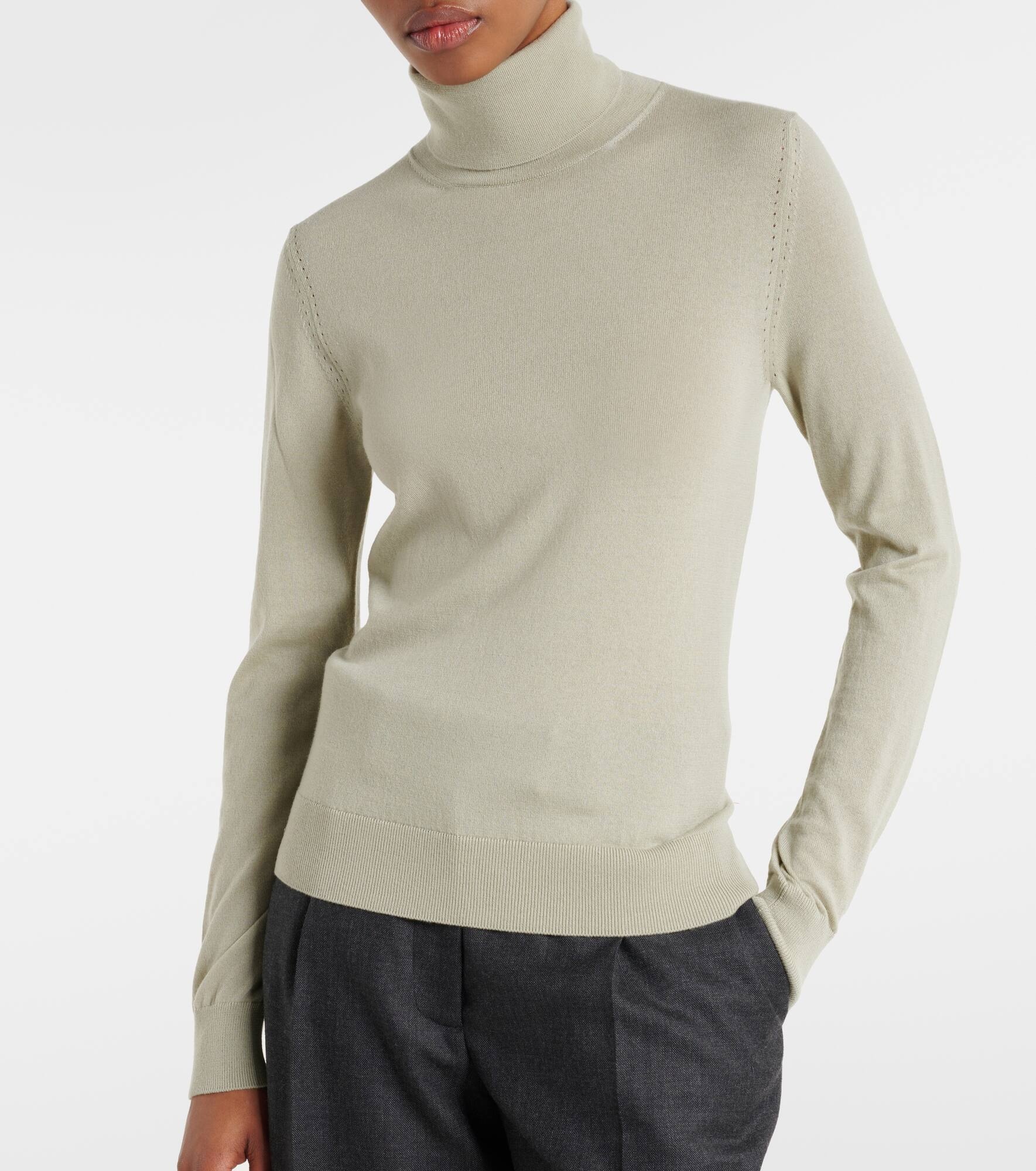 Cashmere turtleneck sweater - 6