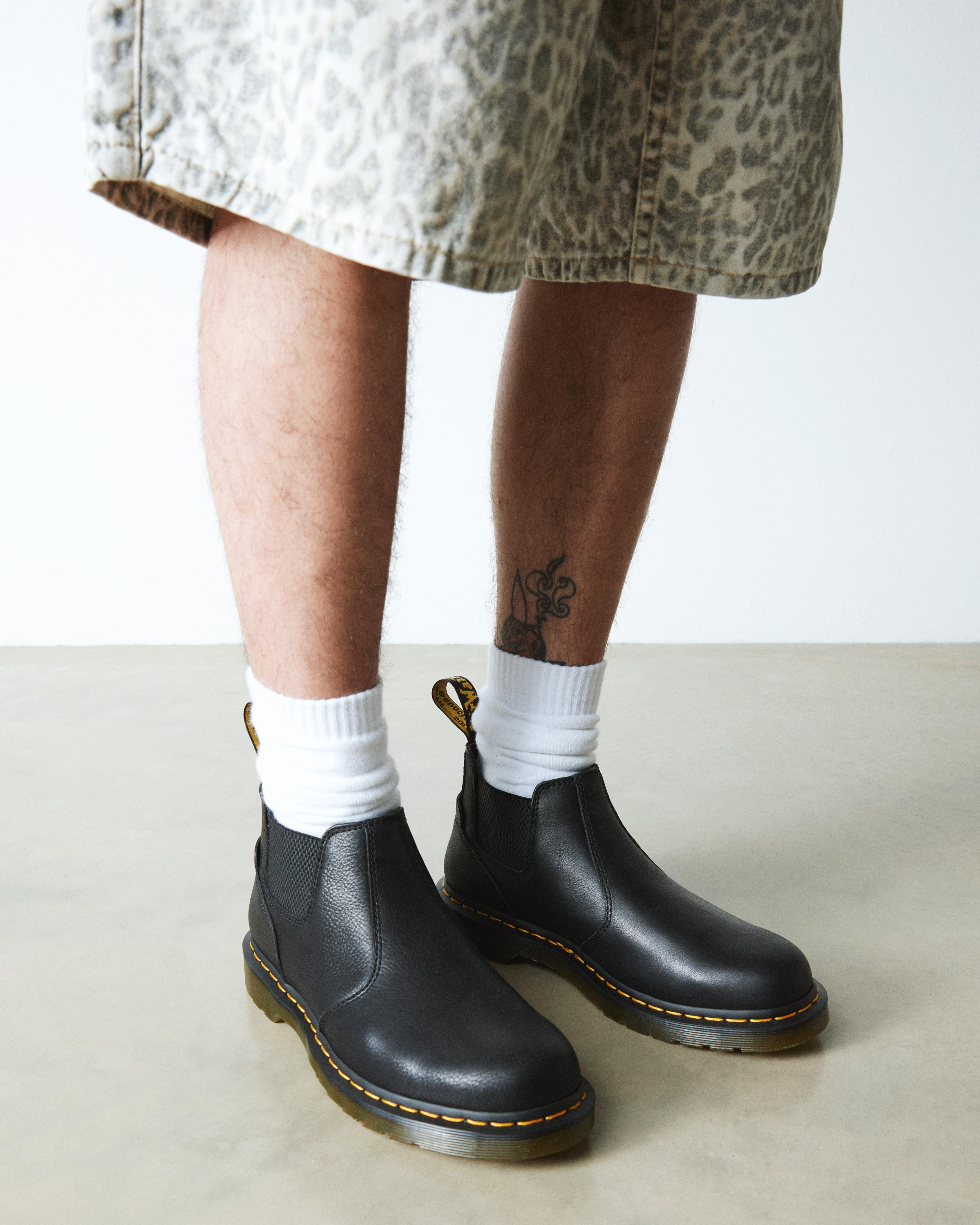 2976 Lo Rogue Leather Chelsea Boots - 6