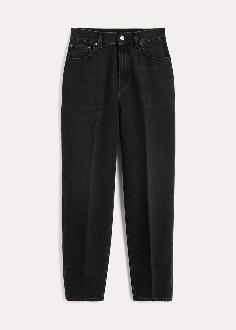 Tapered leg denim faded black 1