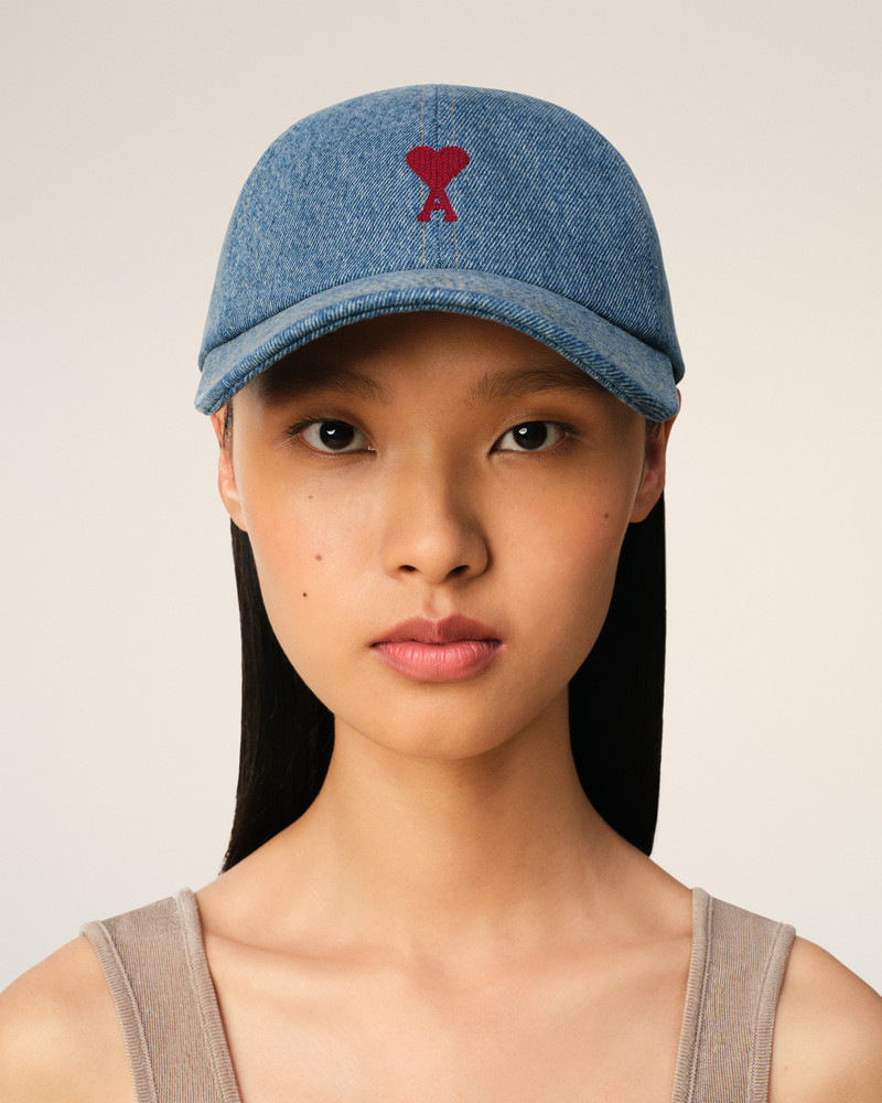 AMI Paris BLUE COTTON AMI DE COEUR EMBROIDERY CAP outlook