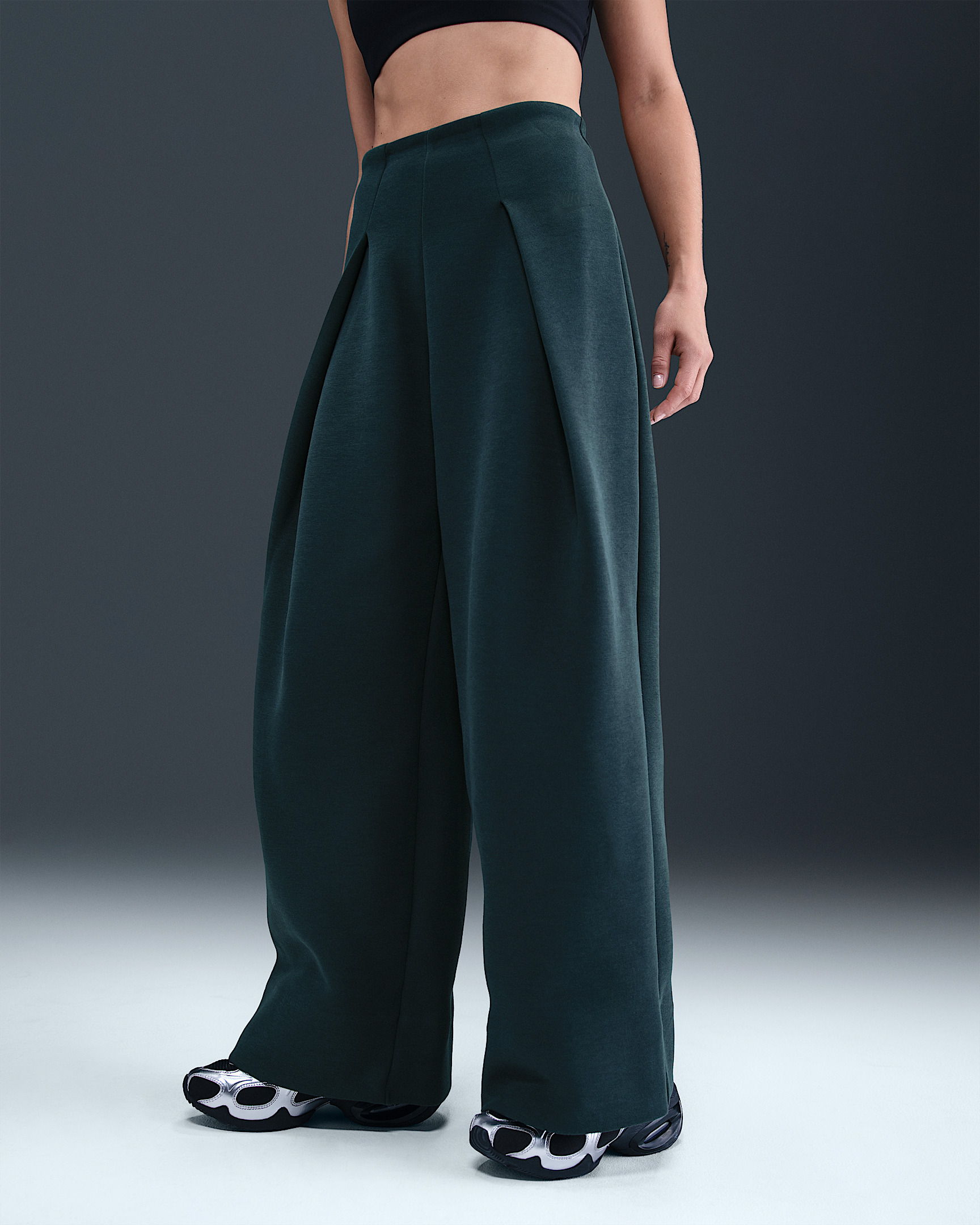 Nike Sportswear Tech Fleece Women's High-Waisted Pleated Pants - 2