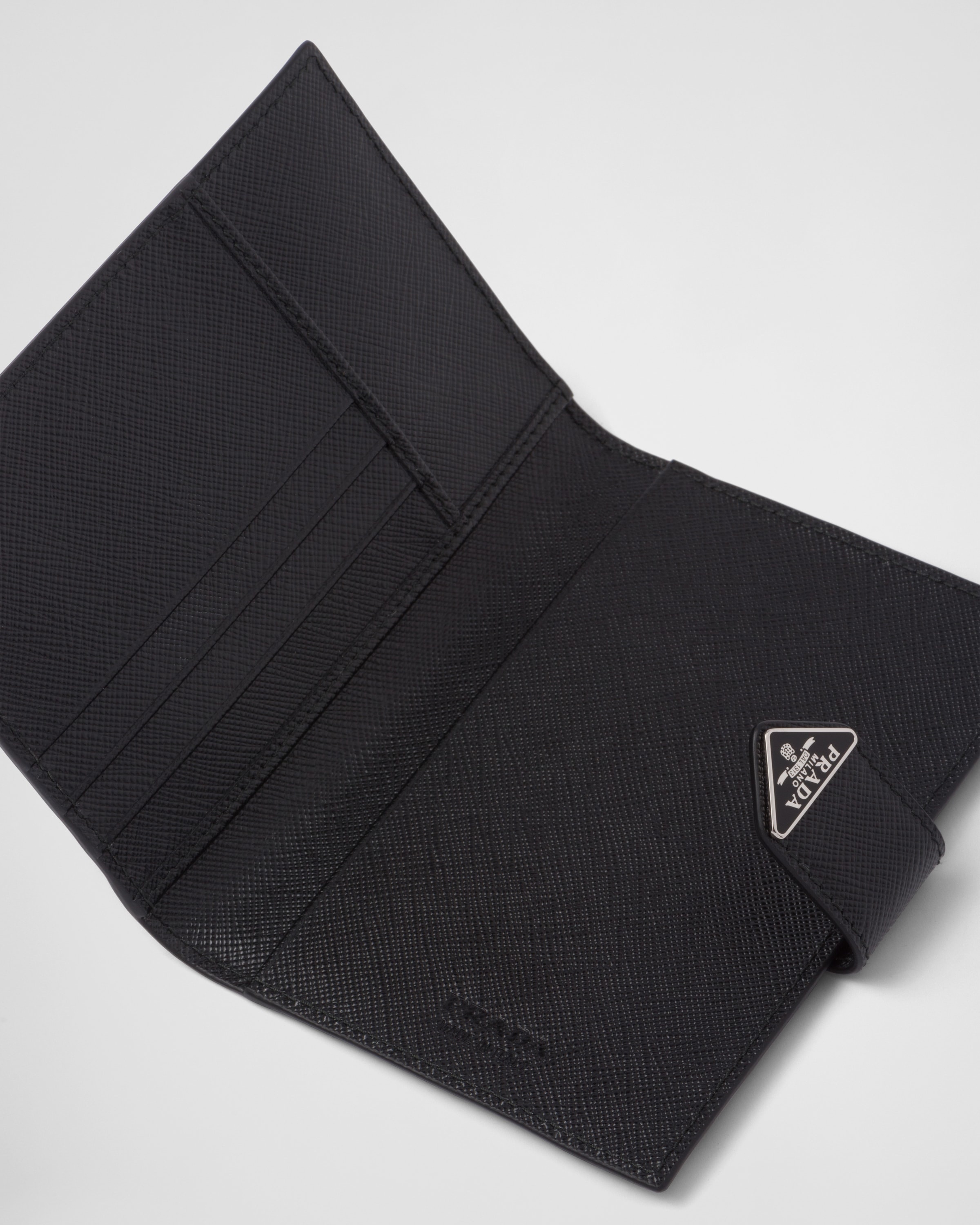 Saffiano and leather passport holder 5