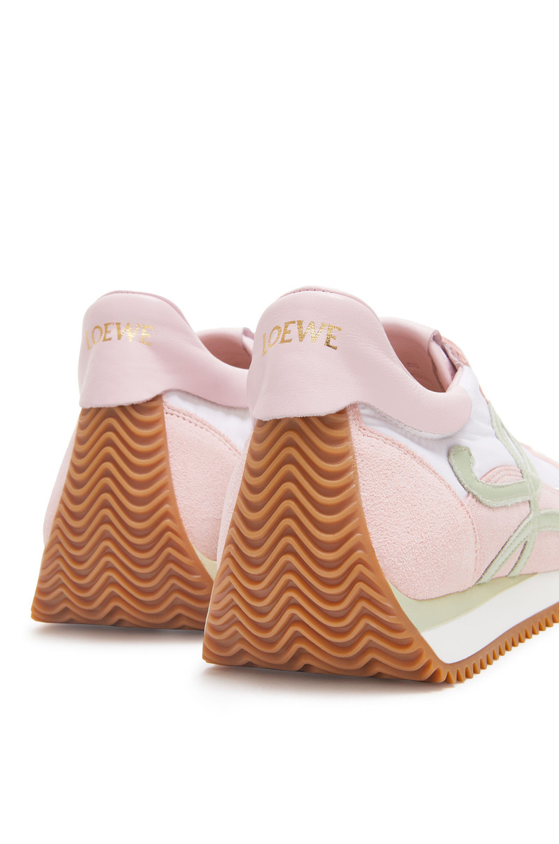 Flow Runner in nylon and suede 5