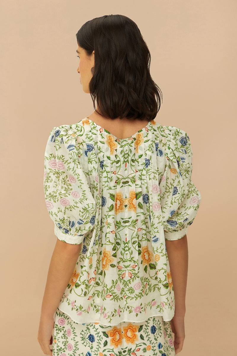 Folk Floral Off-White Scoop Neck Short Sleeve Blouse 4