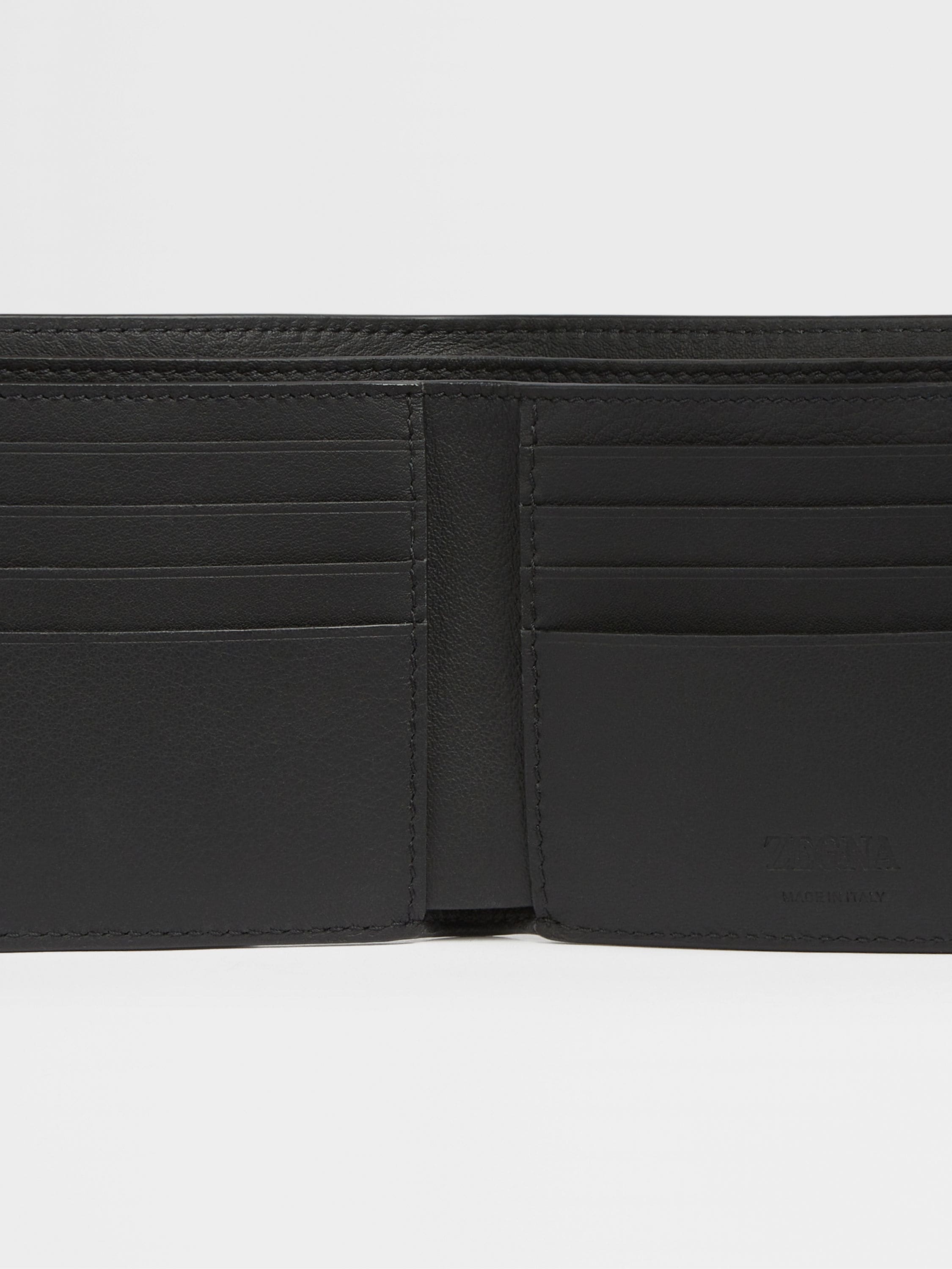 BLACK LEATHER BILLFOLD WALLET - 2