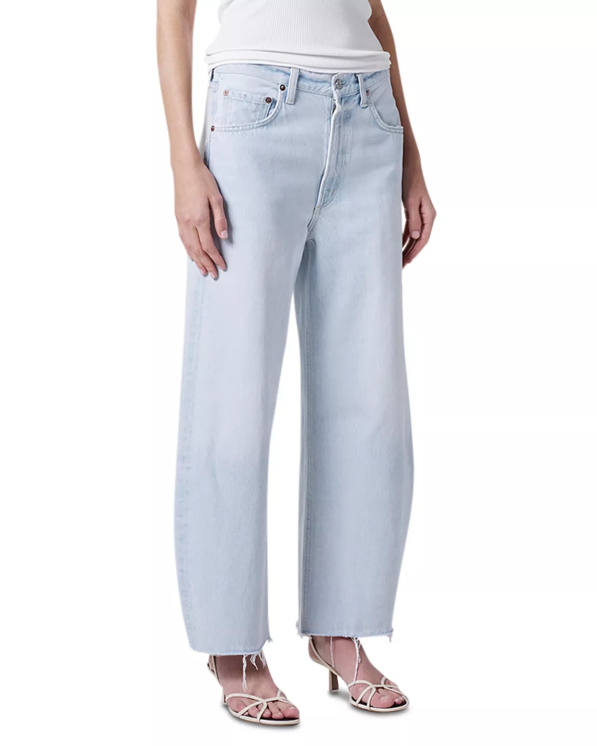 Low Curve Fray Mid Rise Jeans in Flourish - 7