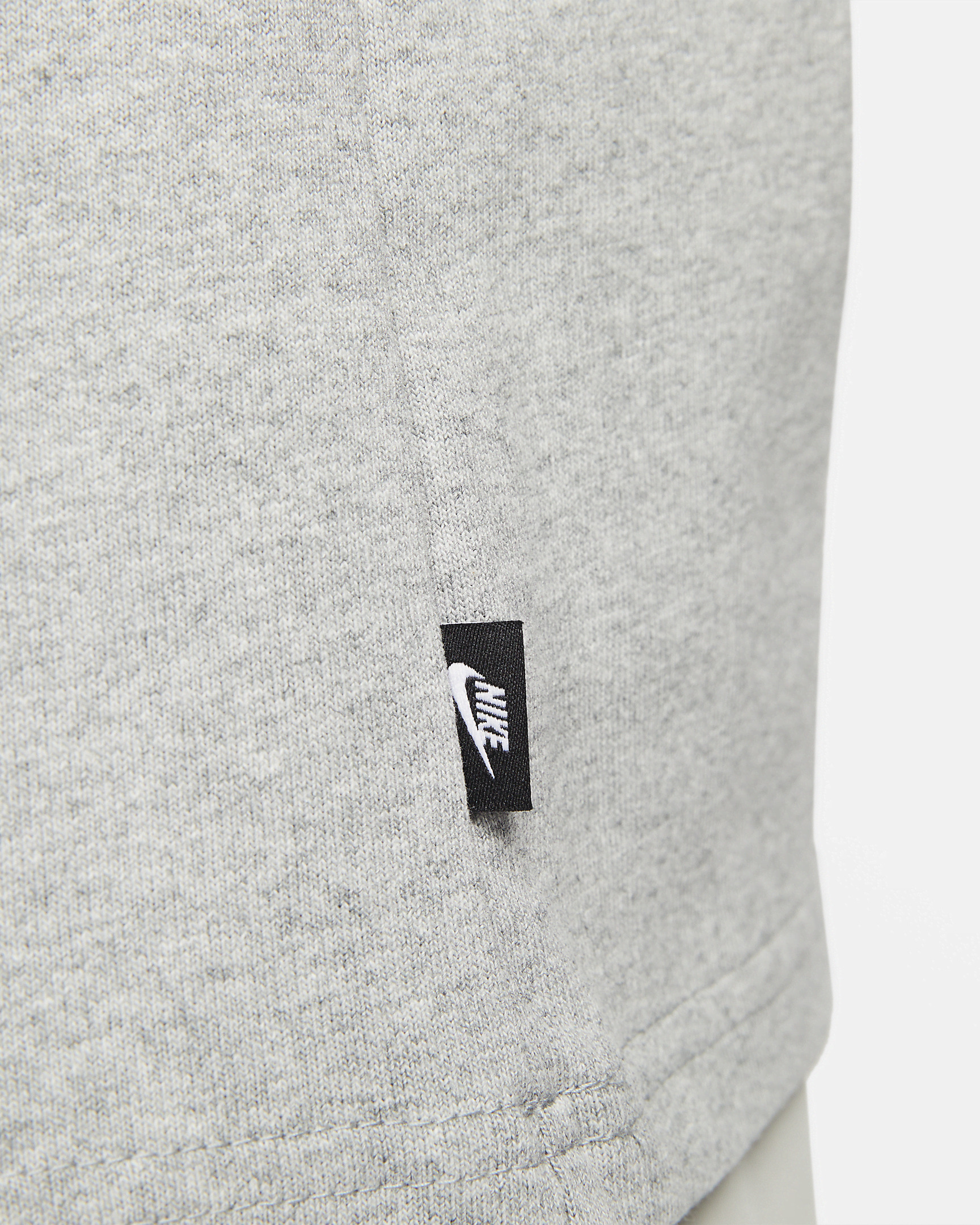 Nike Sportswear Premium Essentials Men's Long-Sleeve Pocket T-Shirt - 4