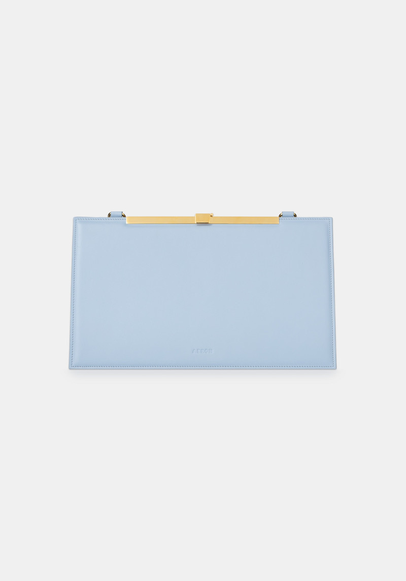 AERON EDEN
Leather evening clutch outlook
