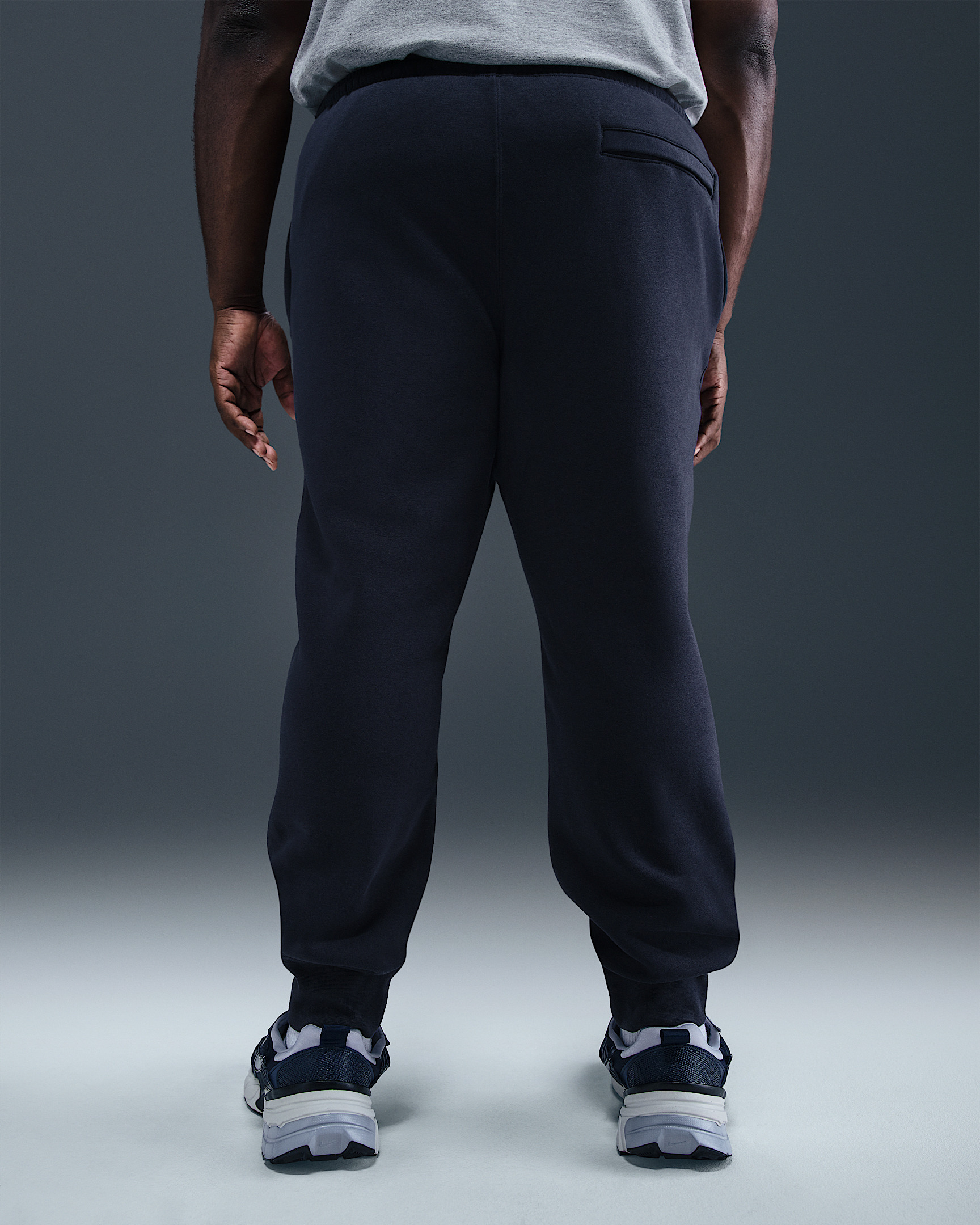 Nike Club Men's Joggers - 8