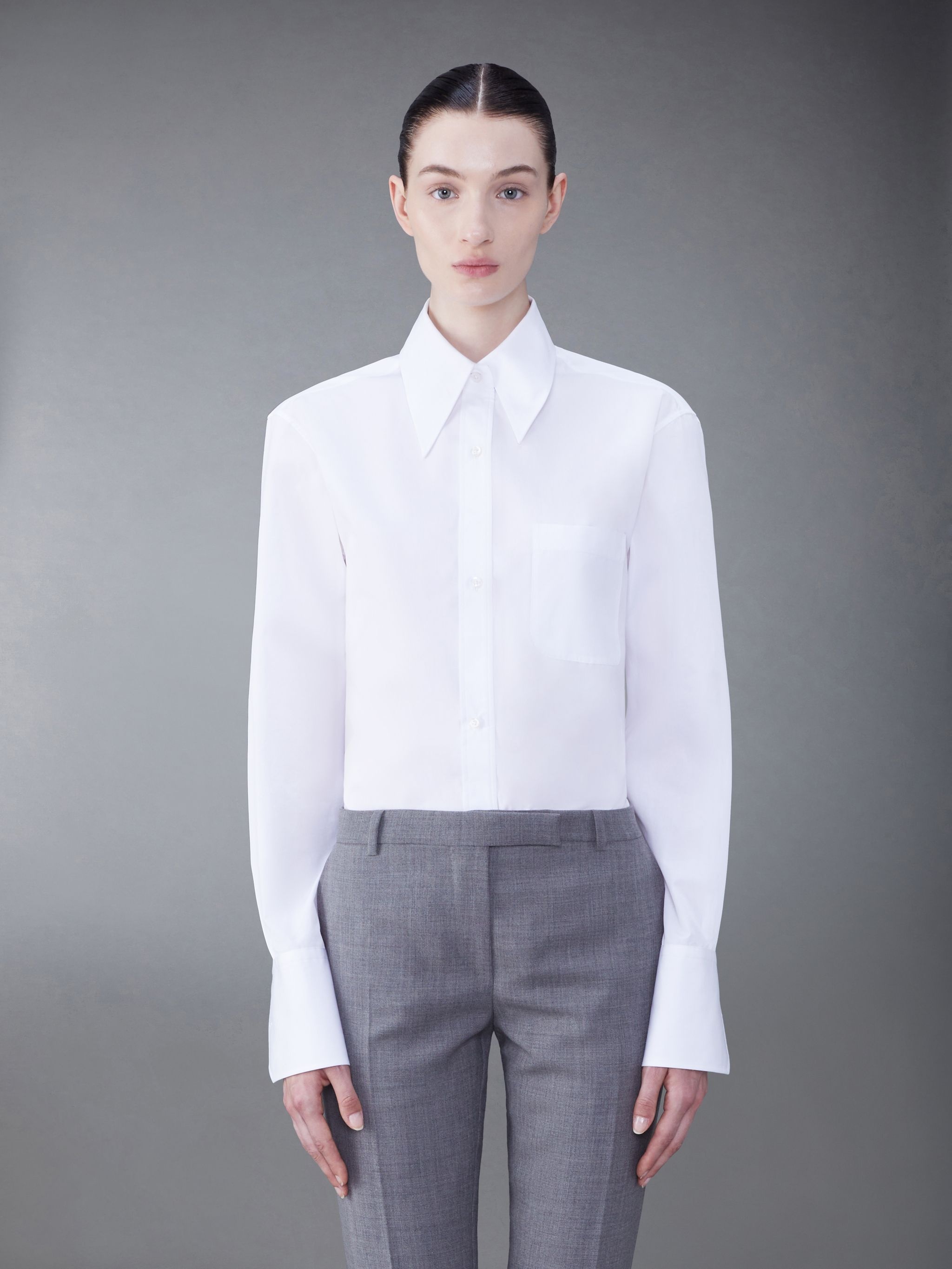 pointed-collar logo-patch shirt - 1