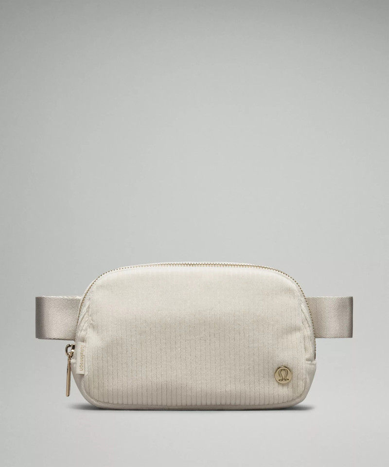 Everywhere Belt Bag 1L *Corduroy 1